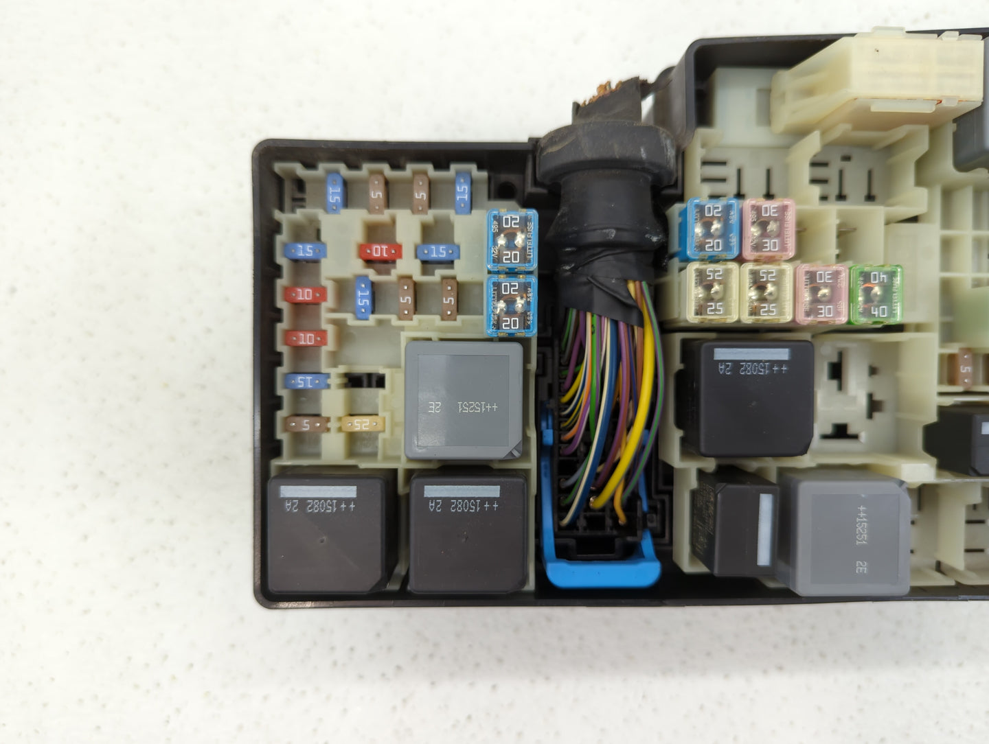 2013-2016 Ford Escape Fusebox Fuse Box Panel Relay Module P/N:AV6T-14A142-AB AV6T-14A067-AD Fits Fits 2013 2014 2015 2016 OE