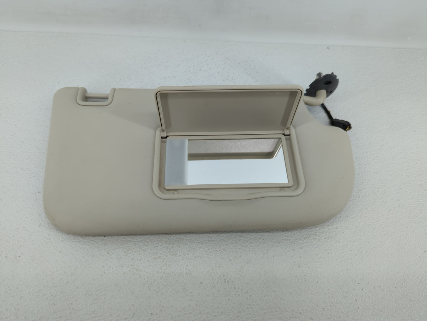 2013-2019 Ford Escape Sun Visor Shade Replacement Passenger Right Mirror Fits Fits 2013 2014 2015 2016 2017 2018 2019 OEM Us