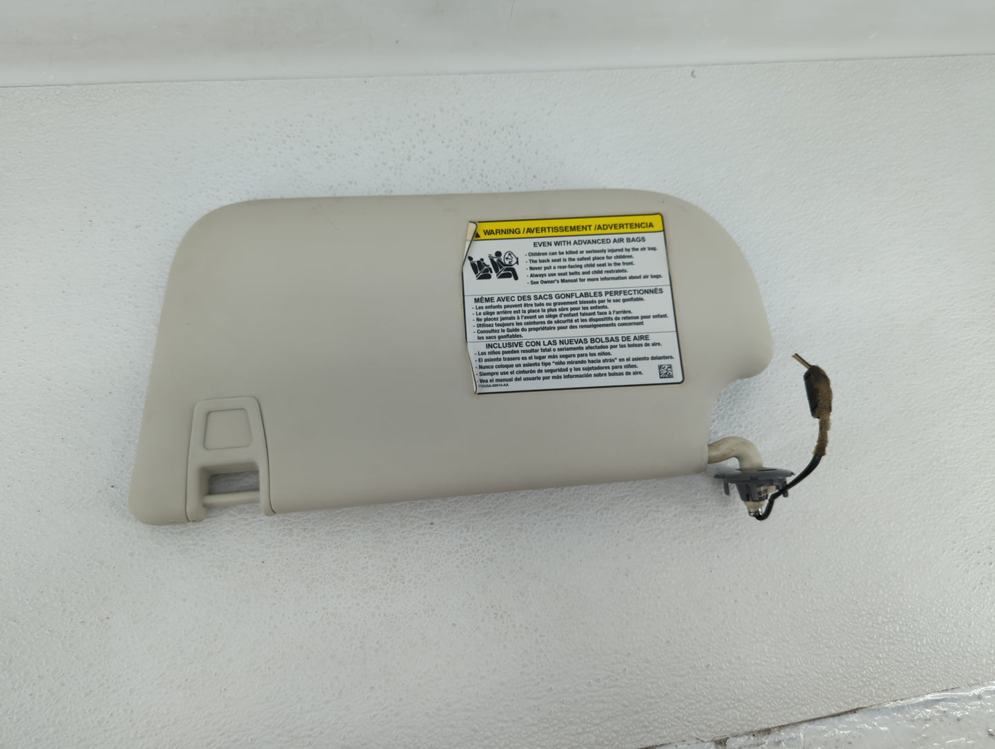 2013-2019 Ford Escape Sun Visor Shade Replacement Passenger Right Mirror Fits Fits 2013 2014 2015 2016 2017 2018 2019 OEM Us