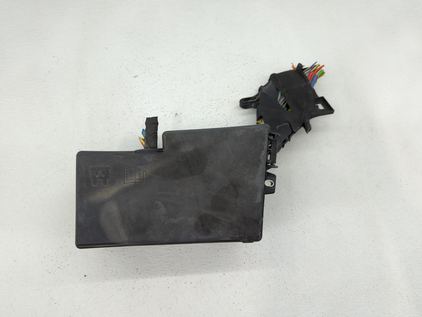 2013-2016 Ford Escape Fusebox Fuse Box Panel Relay Module P/N:AV6T-14A142-AB AV6T-14A067-AD Fits Fits 2013 2014 2015 2016 OE