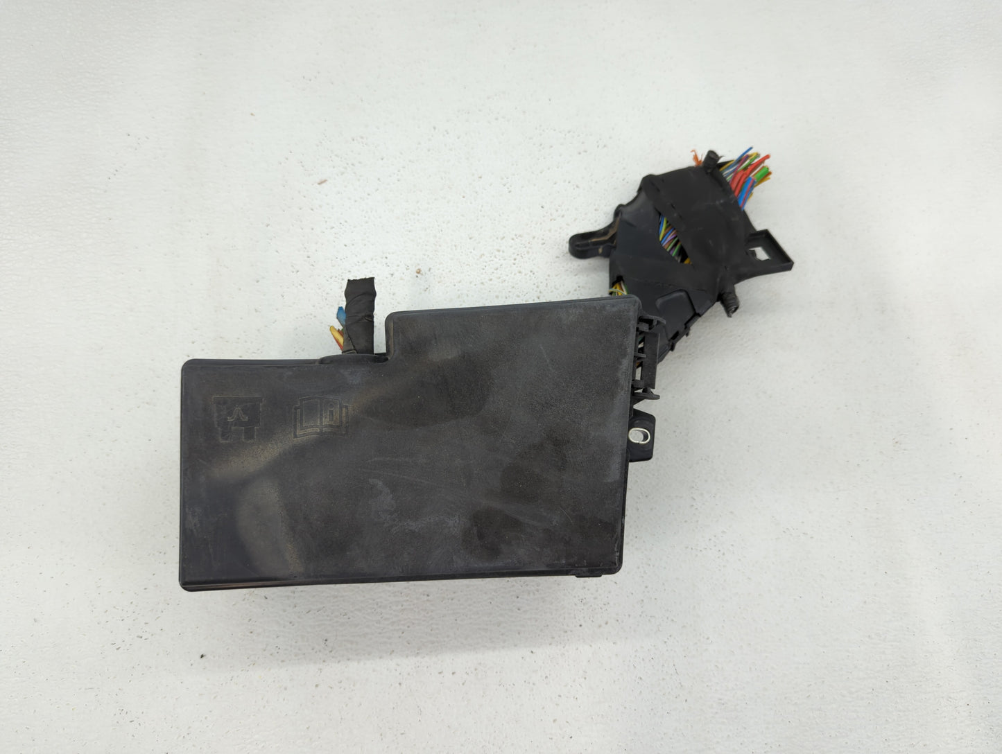 2013-2016 Ford Escape Fusebox Fuse Box Panel Relay Module P/N:AV6T-14A142-AB AV6T-14A067-AD Fits Fits 2013 2014 2015 2016 OE
