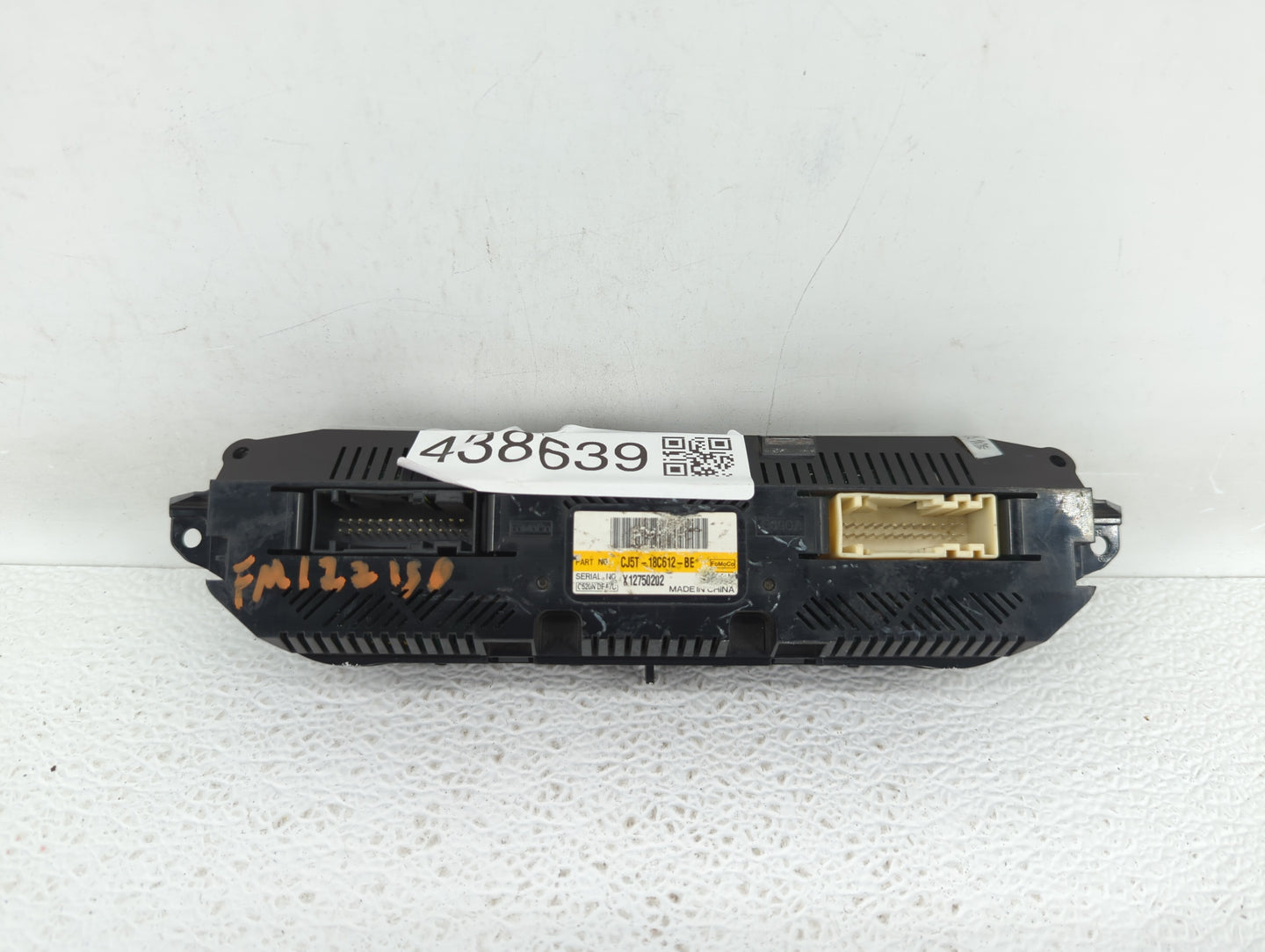 2015-2016 Ford Escape Climate Control Module Temperature AC/Heater Replacement P/N:CJ5T-18C612-BE CJ5T-18C612-BC Fits OEM Us