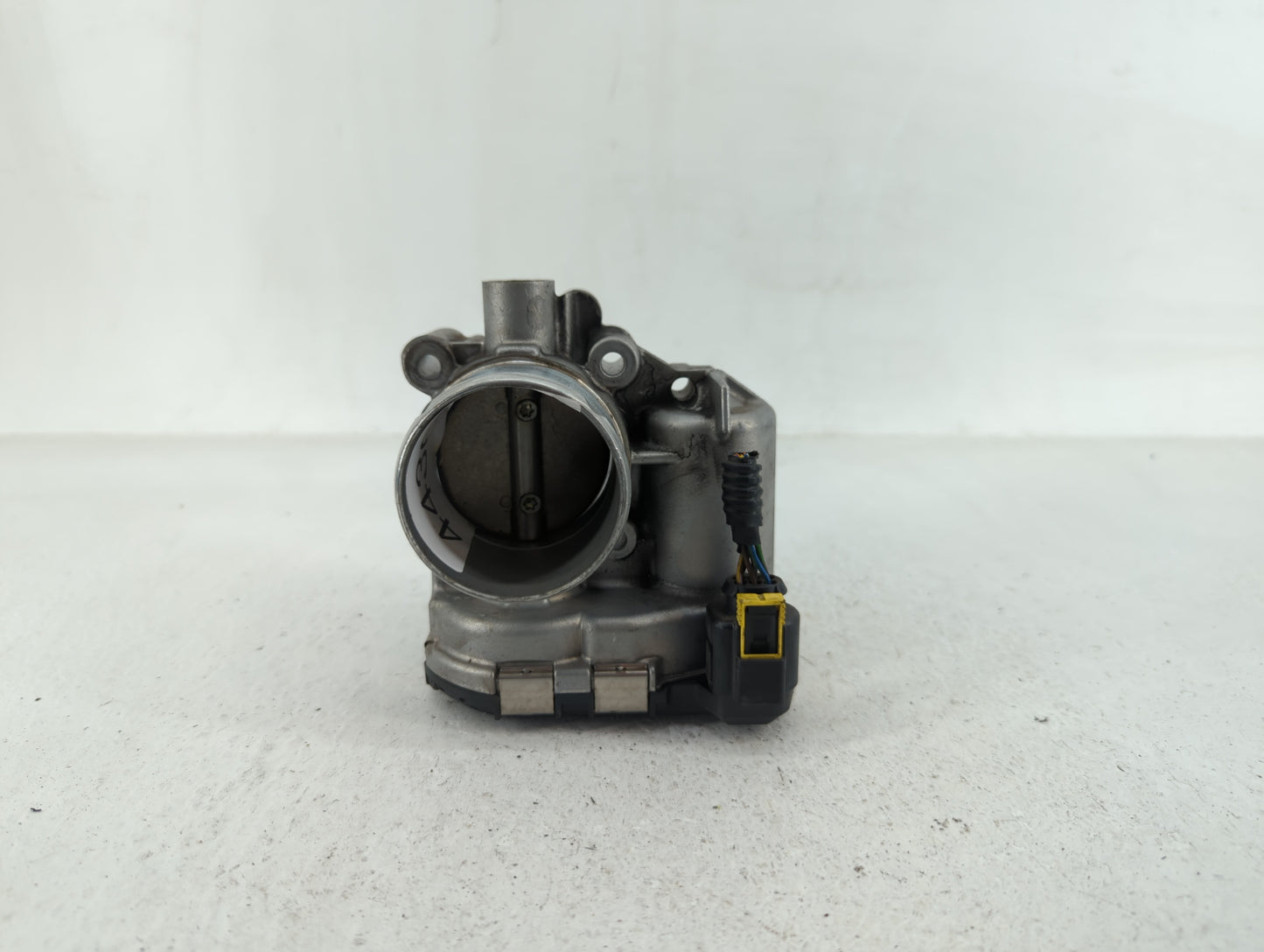 2013-2016 Ford Escape Throttle Body P/N:7S7G-9F991-CA Fits Fits 2013 2014 2015 2016 2017 2018 2019 OEM Used Auto Parts - Oem