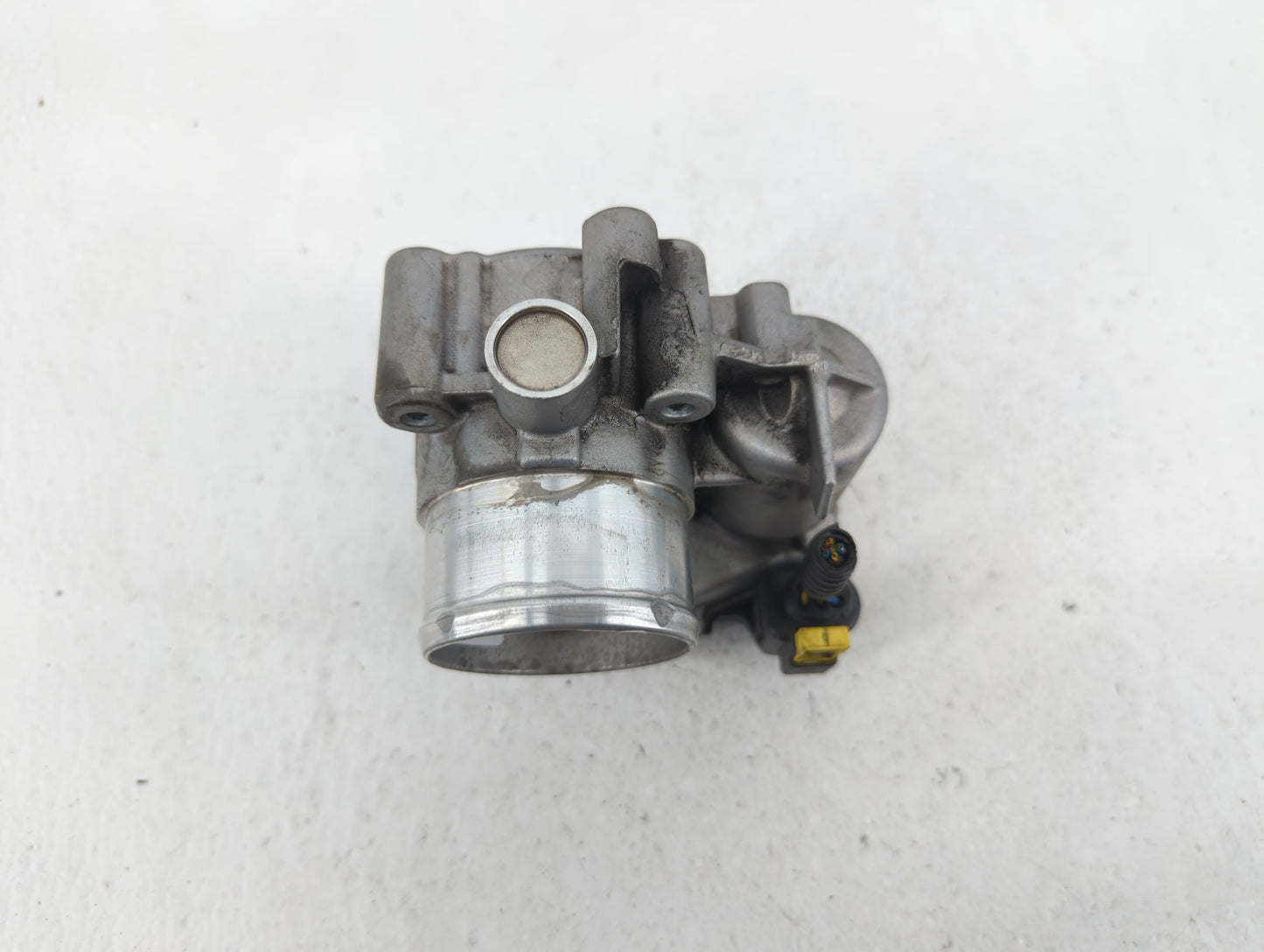2013-2016 Ford Escape Throttle Body P/N:7S7G-9F991-CA Fits Fits 2013 2014 2015 2016 2017 2018 2019 OEM Used Auto Parts - Oem