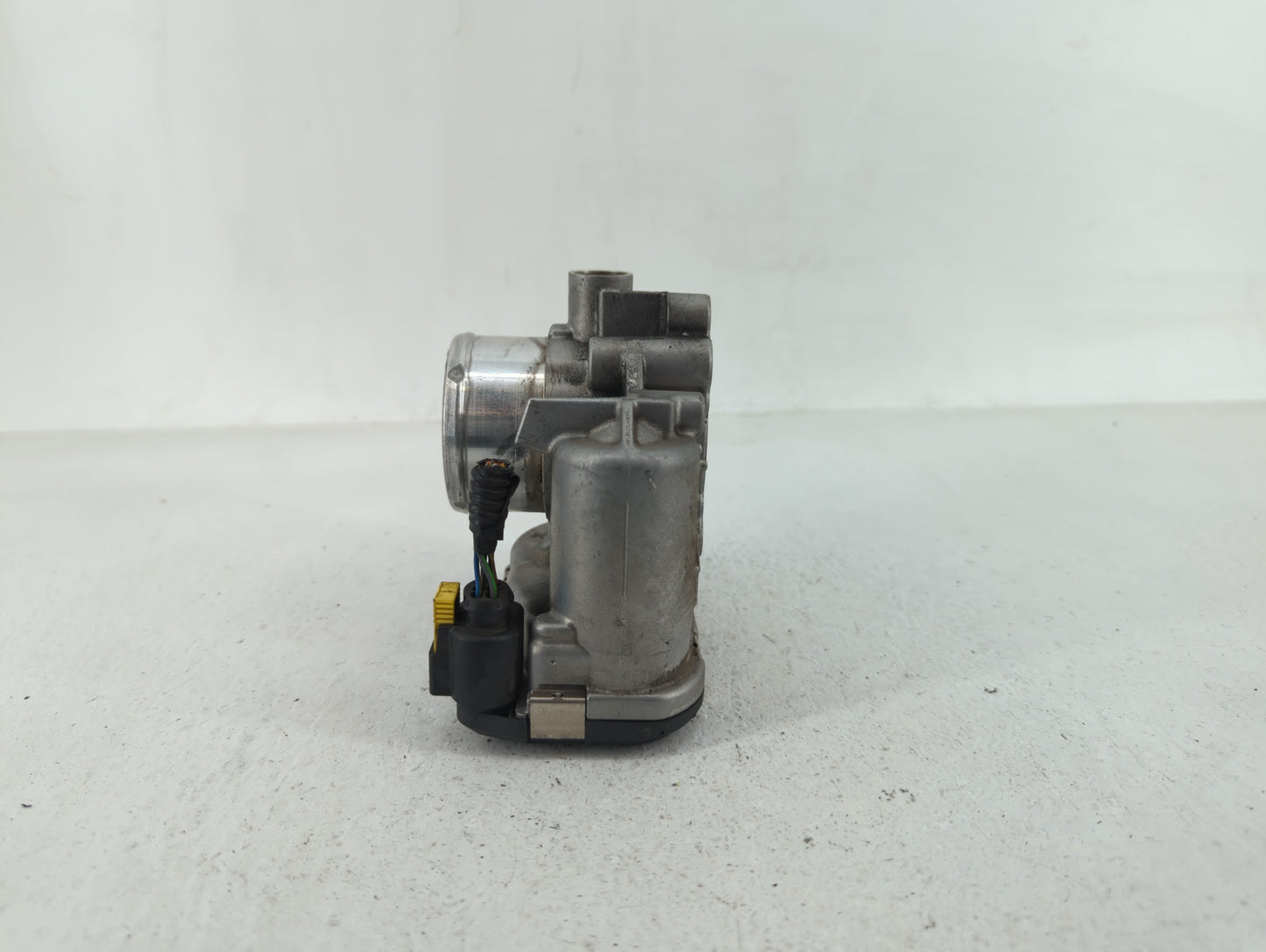 2013-2016 Ford Escape Throttle Body P/N:7S7G-9F991-CA Fits Fits 2013 2014 2015 2016 2017 2018 2019 OEM Used Auto Parts - Oem