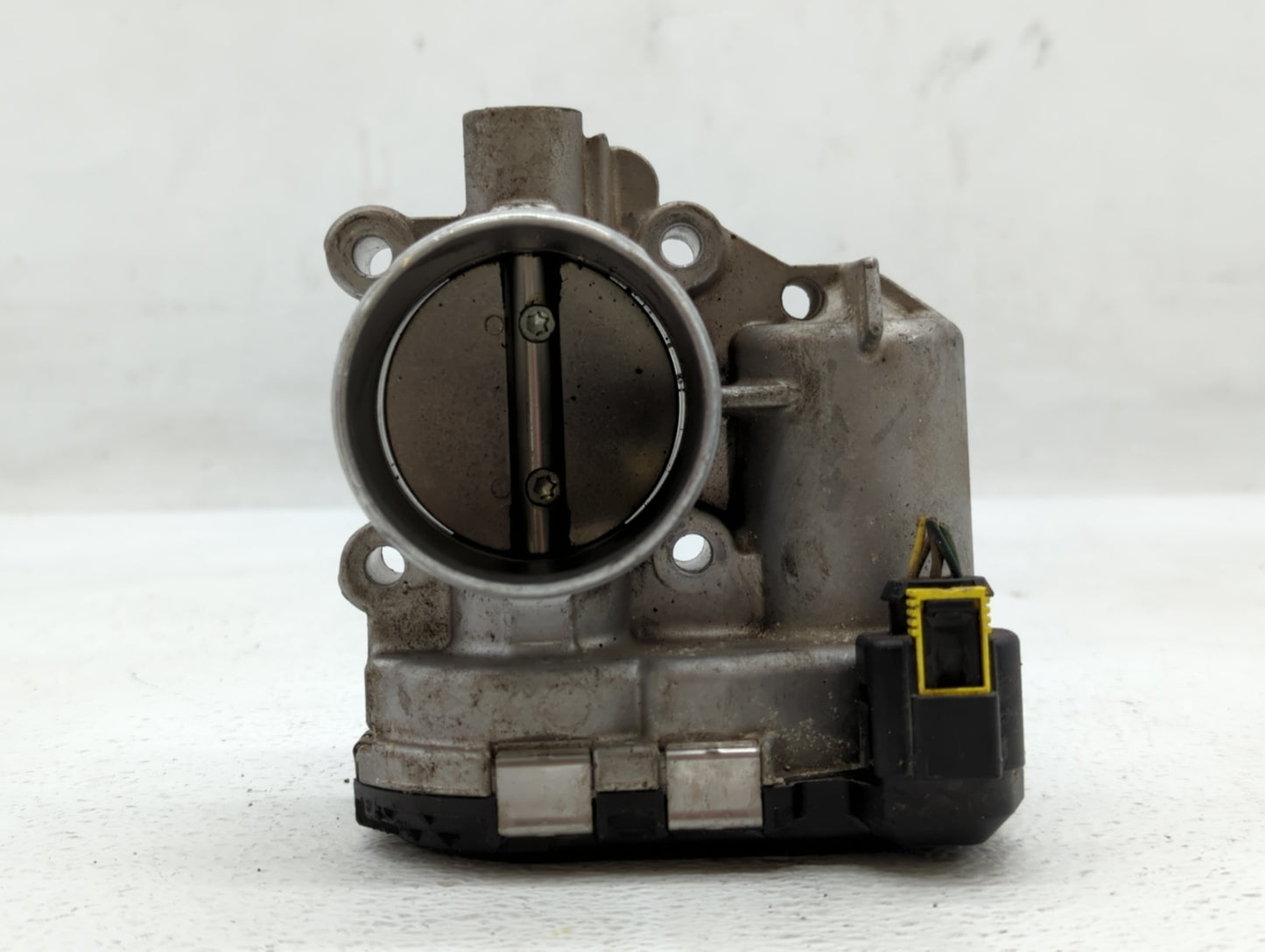 2013-2016 Ford Escape Throttle Body P/N:7S7G-9F991-CA Fits Fits 2013 2014 2015 2016 2017 2018 2019 OEM Used Auto Parts - Oem