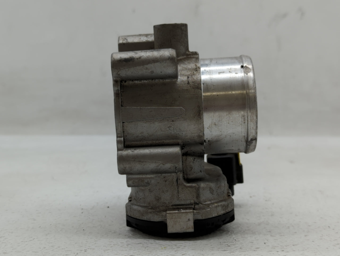 2013-2016 Ford Escape Throttle Body P/N:7S7G-9F991-CA Fits Fits 2013 2014 2015 2016 2017 2018 2019 OEM Used Auto Parts - Oem