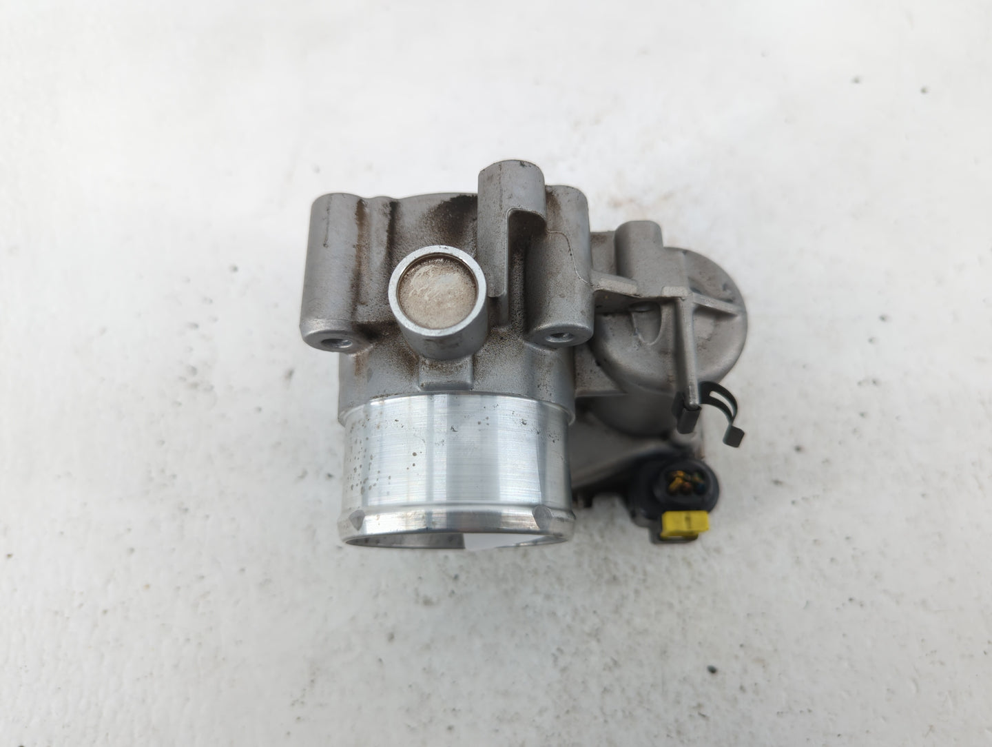 2013-2016 Ford Escape Throttle Body P/N:7S7G-9F991-CA Fits Fits 2013 2014 2015 2016 2017 2018 2019 OEM Used Auto Parts - Oem