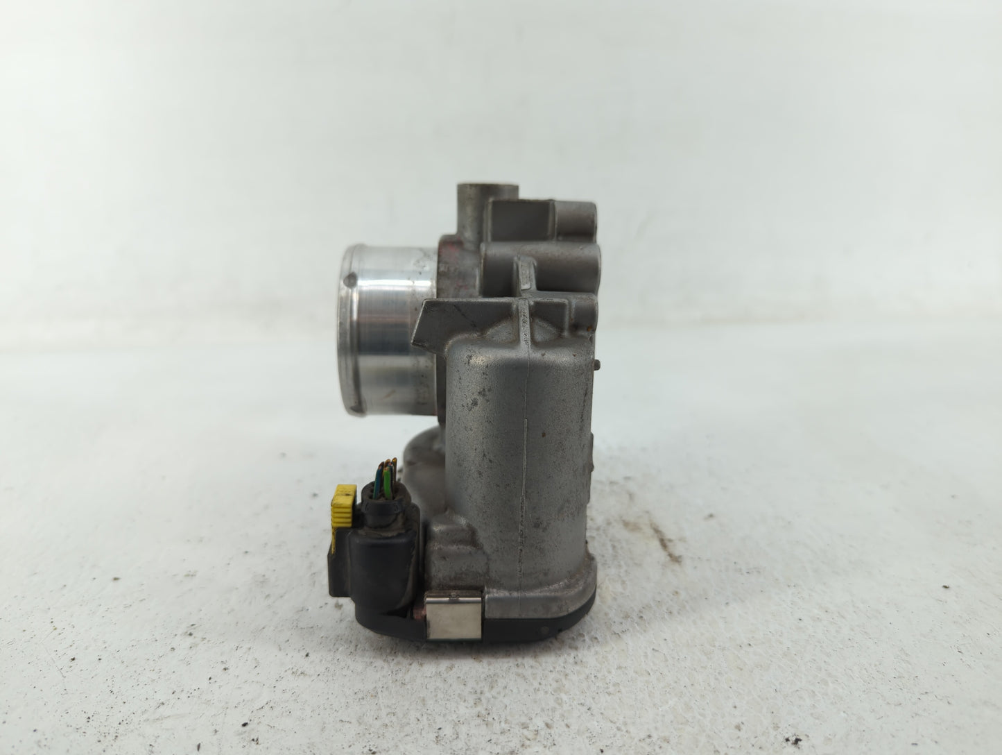 2013-2016 Ford Escape Throttle Body P/N:7S7G-9F991-CA Fits Fits 2013 2014 2015 2016 2017 2018 2019 OEM Used Auto Parts - Oem