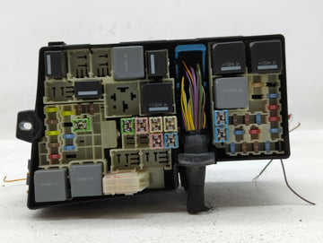 2013-2016 Ford Escape Fusebox Fuse Box Panel Relay Module P/N:AV6T-14A067-AB AV6T-14A067-AC Fits Fits 2013 2014 2015 2016 OEM Used Auto Parts