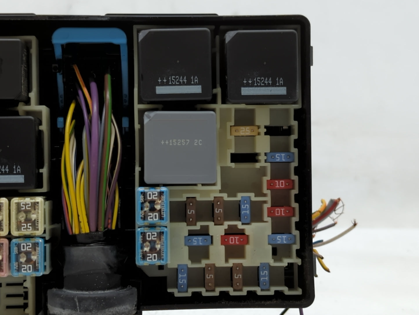 2013-2016 Ford Escape Fusebox Fuse Box Panel Relay Module P/N:AV6T-14A067-AB AV6T-14A067-AC Fits Fits 2013 2014 2015 2016 OE