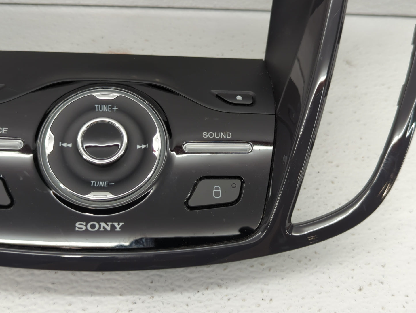 2013-2016 Ford Escape Radio Control Panel - Oemusedautoparts1.com