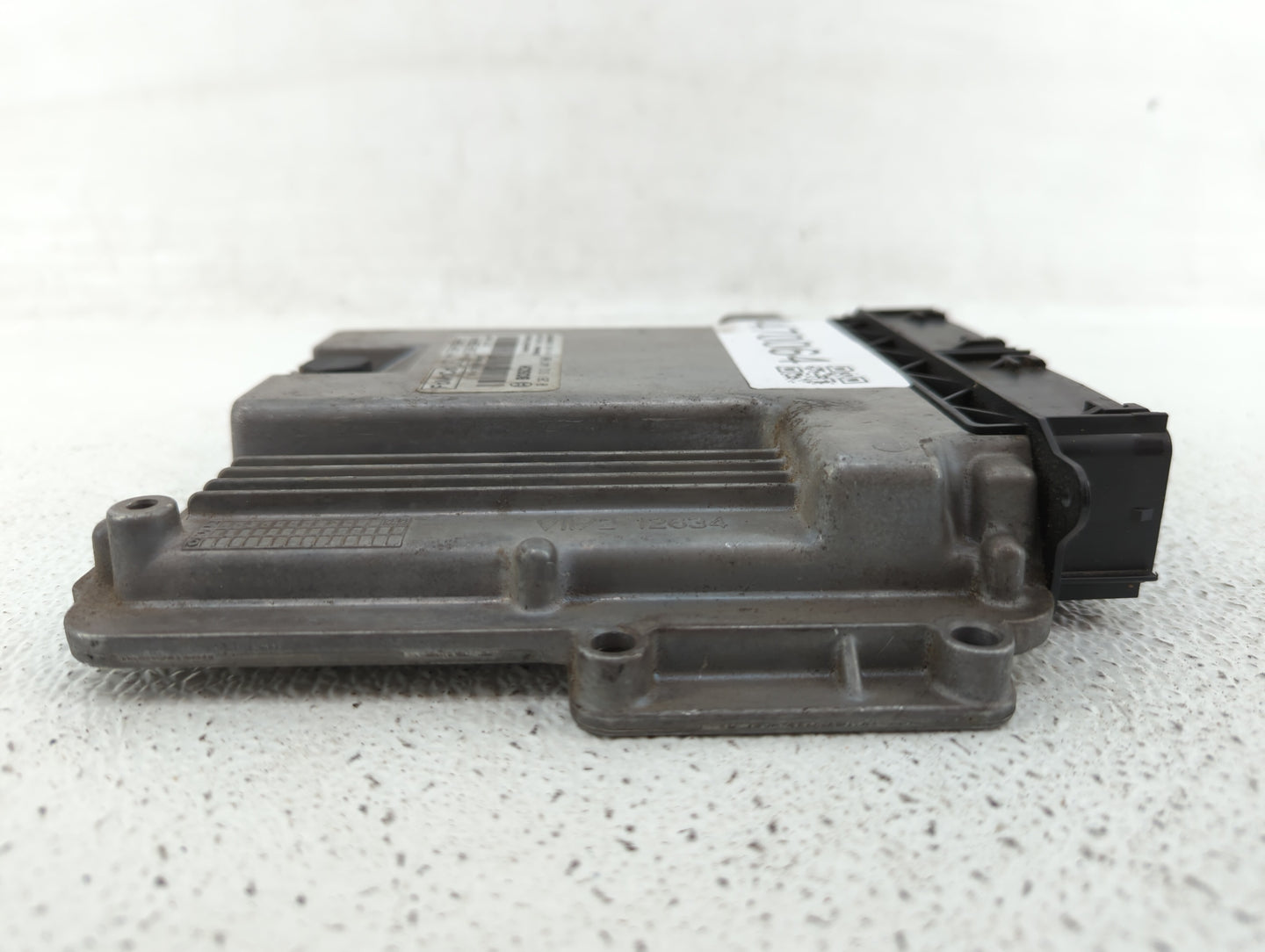 2015-2016 Ford Escape PCM Engine Control Computer ECU ECM PCU OEM P/N:FJ5A-12B684-BA FJ5A-12A650-VB Fits Fits 2015 2016 OEM 
