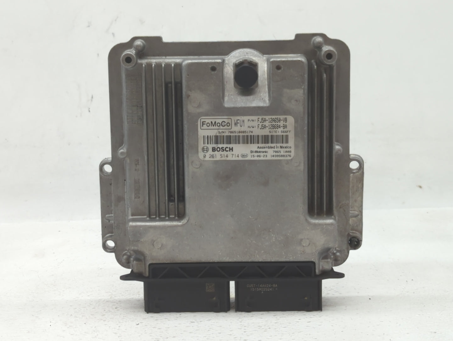2015-2016 Ford Escape PCM Engine Control Computer ECU ECM PCU OEM P/N:FJ5A-12A650-VB FJ5A-12B684-BA Fits Fits 2015 2016 OEM 