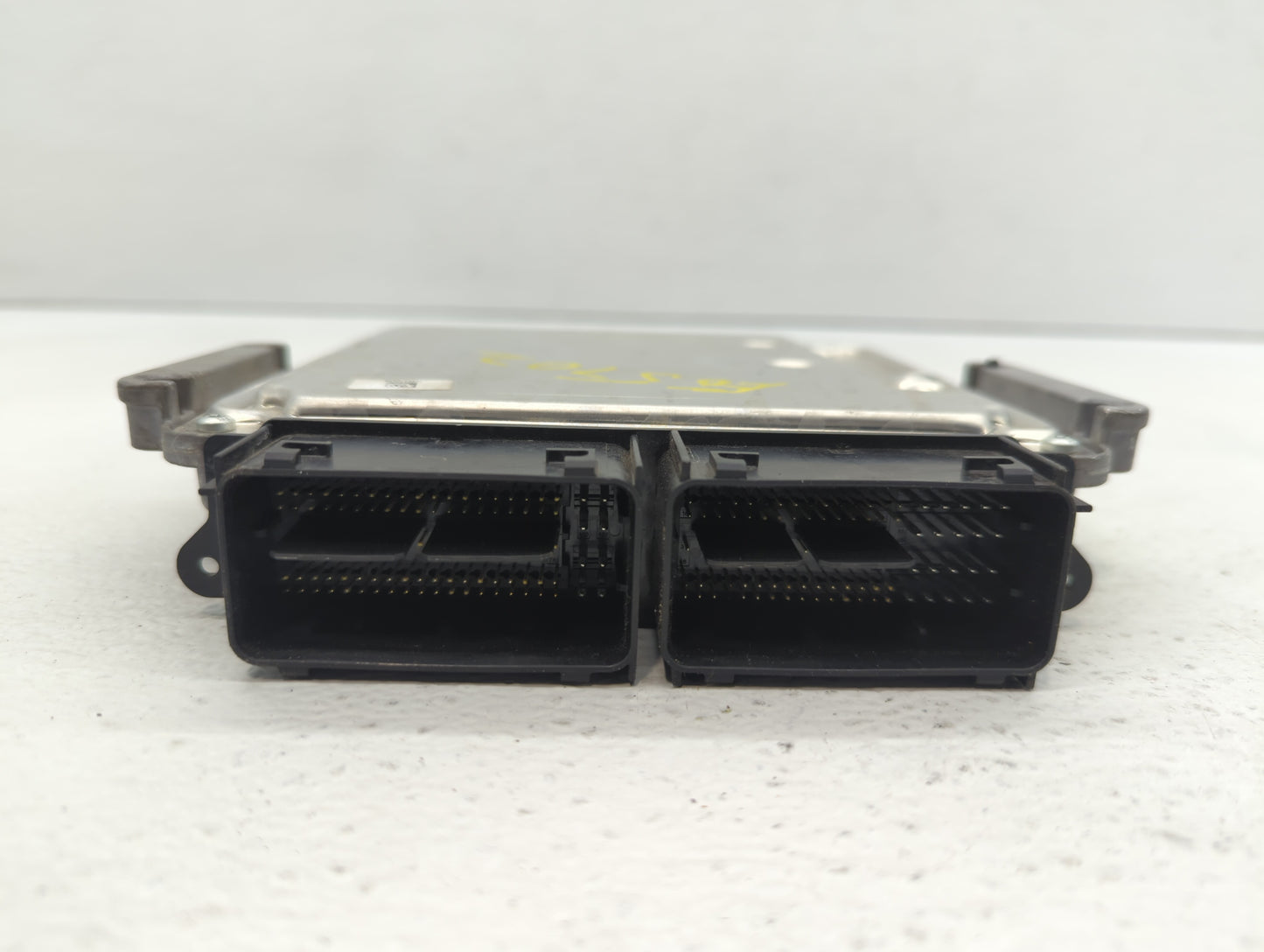 2015-2016 Ford Escape PCM Engine Control Computer ECU ECM PCU OEM P/N:FJ5A-12B684-BA FJ5A-12A650-PA Fits Fits 2015 2016 OEM 