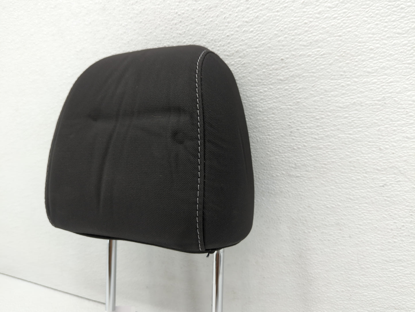 2016-2019 Ford Escape Headrest Head Rest Front Driver Passenger Seat - Oemusedautoparts1.com
