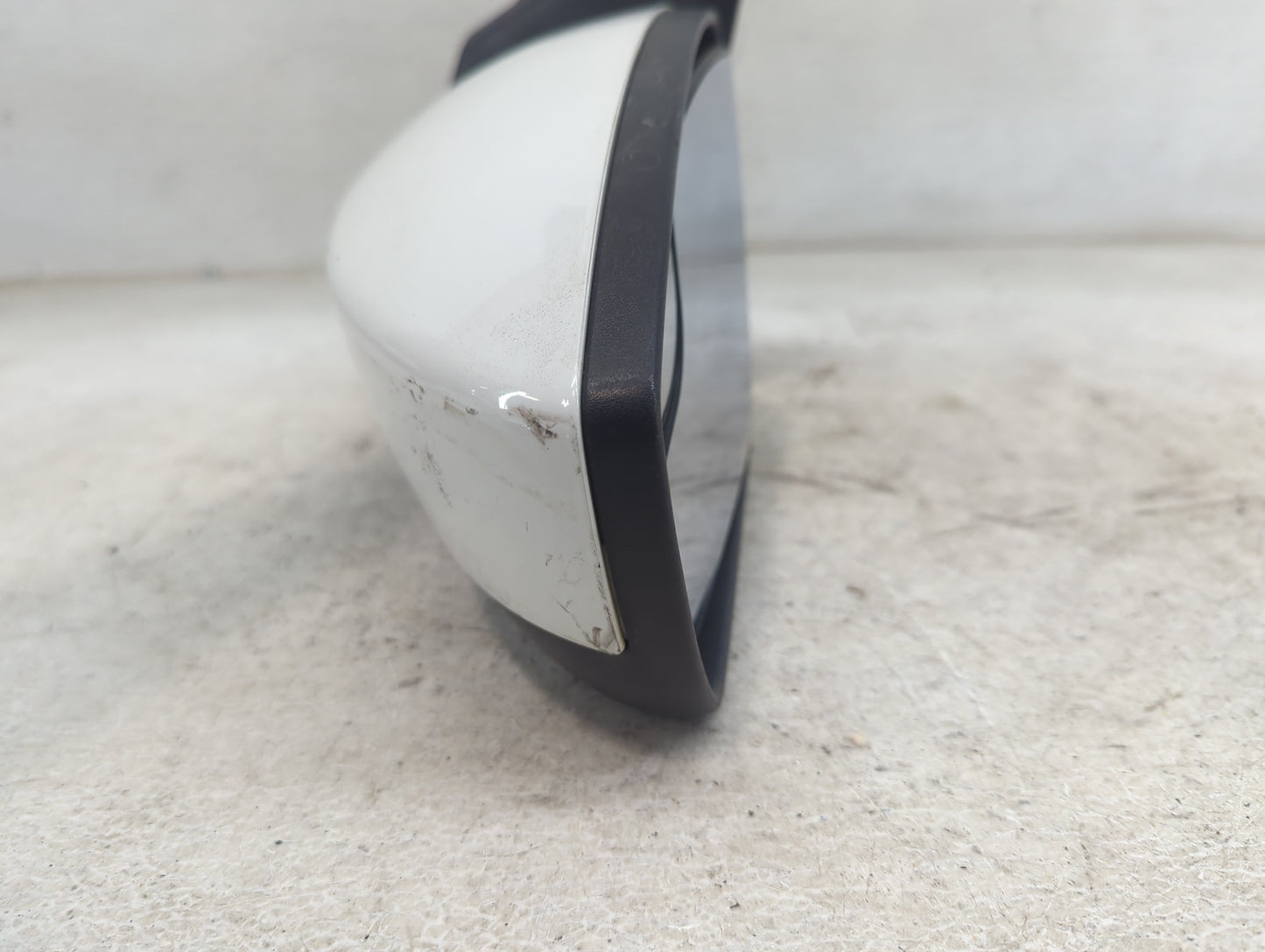 2013-2016 Ford Escape Driver Side View Mirror - Left Door Mirror OEM Used - Oemusedautoparts1.com