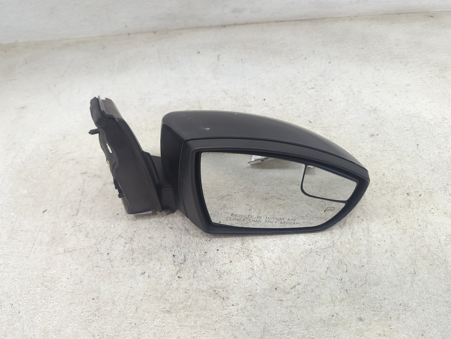 2013-2016 Ford Escape Passenger Side View Mirror - Right Door Mirror OEM Used - Oemusedautoparts1.com