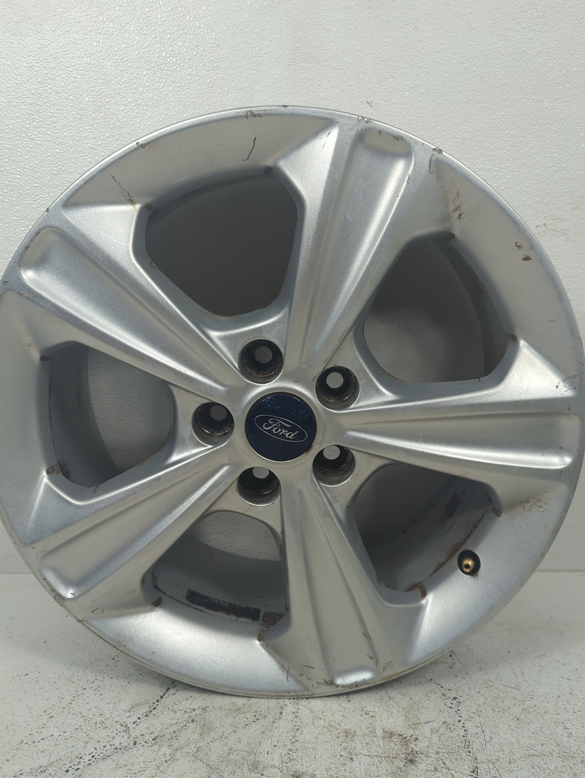 2016 Ford Escape Oem Wheel Rim 5040947 - Oemusedautoparts1.com