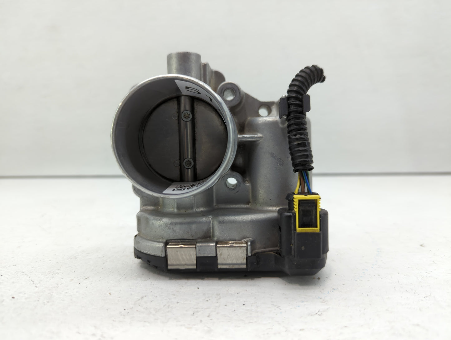 2013-2016 Ford Escape Throttle Body P/N:7S7G-9F991-CA Fits Fits 2013 2014 2015 2016 2017 2018 2019 OEM Used Auto Parts - Oem