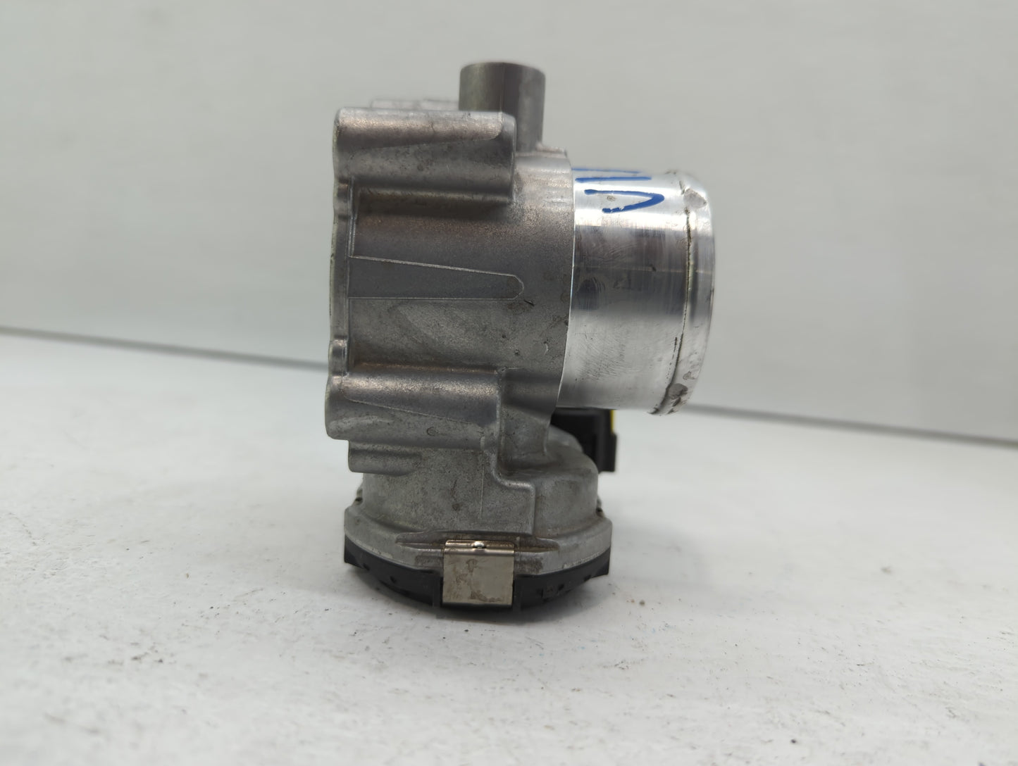 2013-2016 Ford Escape Throttle Body P/N:7S7G-9F991-CA Fits Fits 2013 2014 2015 2016 2017 2018 2019 OEM Used Auto Parts - Oem