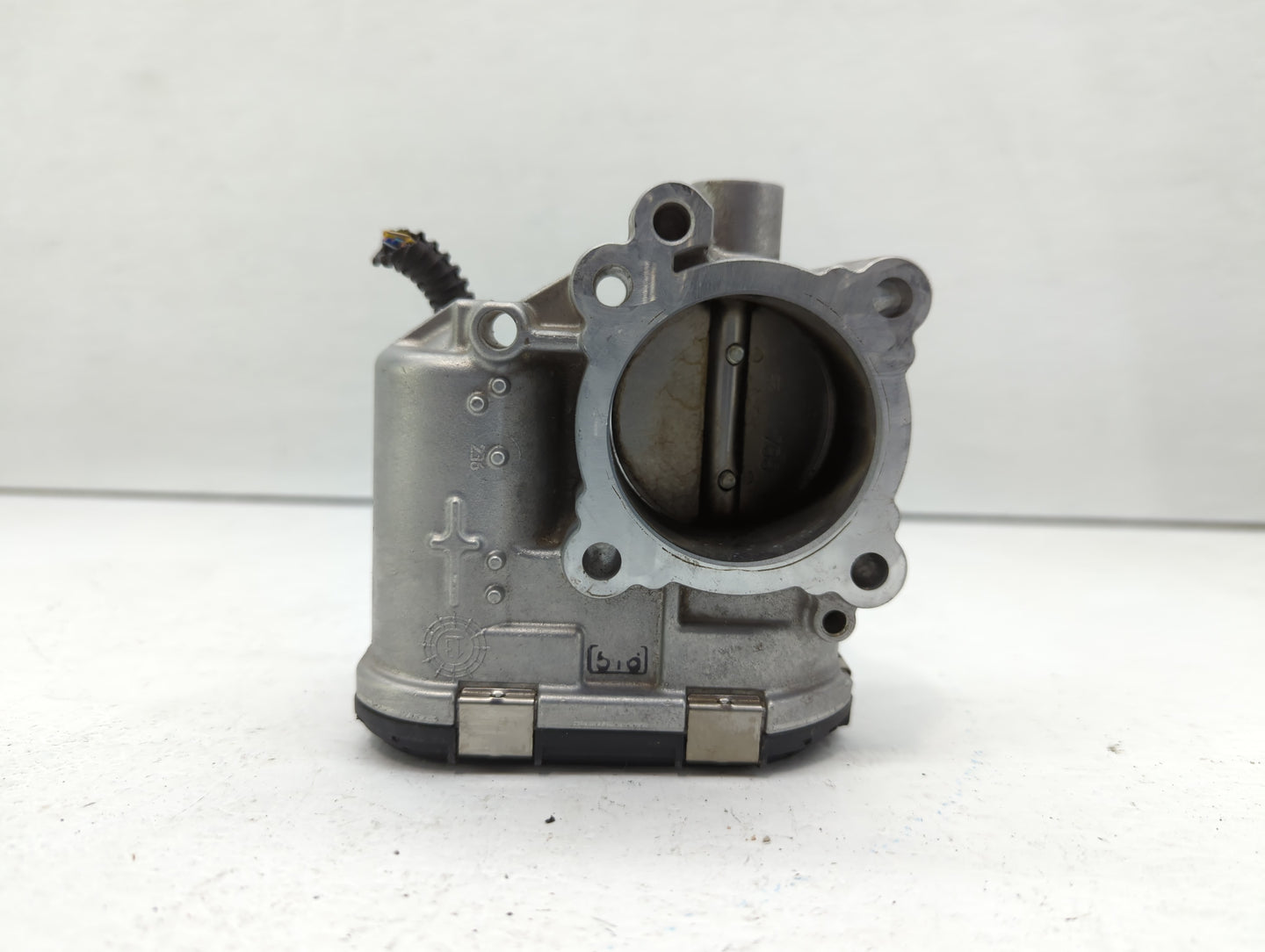 2013-2016 Ford Escape Throttle Body P/N:7S7G-9F991-CA Fits Fits 2013 2014 2015 2016 2017 2018 2019 OEM Used Auto Parts - Oem