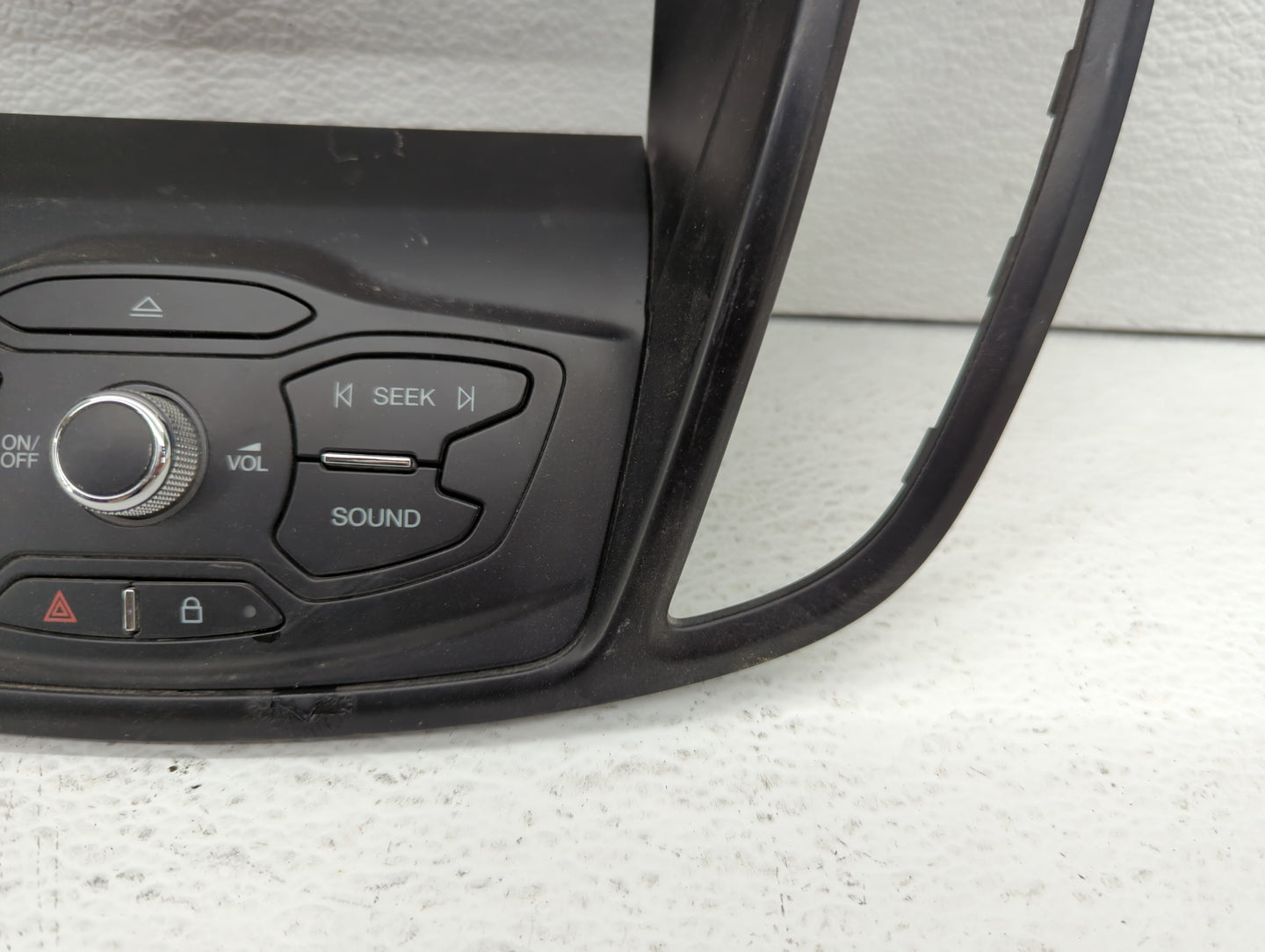 2016 Ford Escape Radio Control Panel - Oemusedautoparts1.com