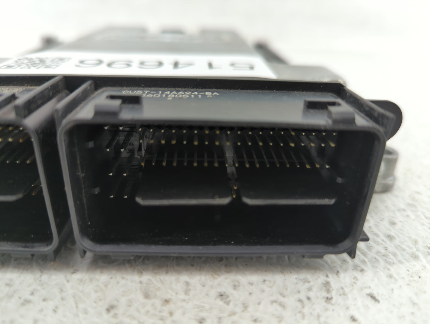 2013-2016 Ford Escape PCM Engine Control Computer ECU ECM PCU OEM P/N:FJ5A-12B684-BA FJ5A-12A650-UB Fits Fits 2013 2014 2015