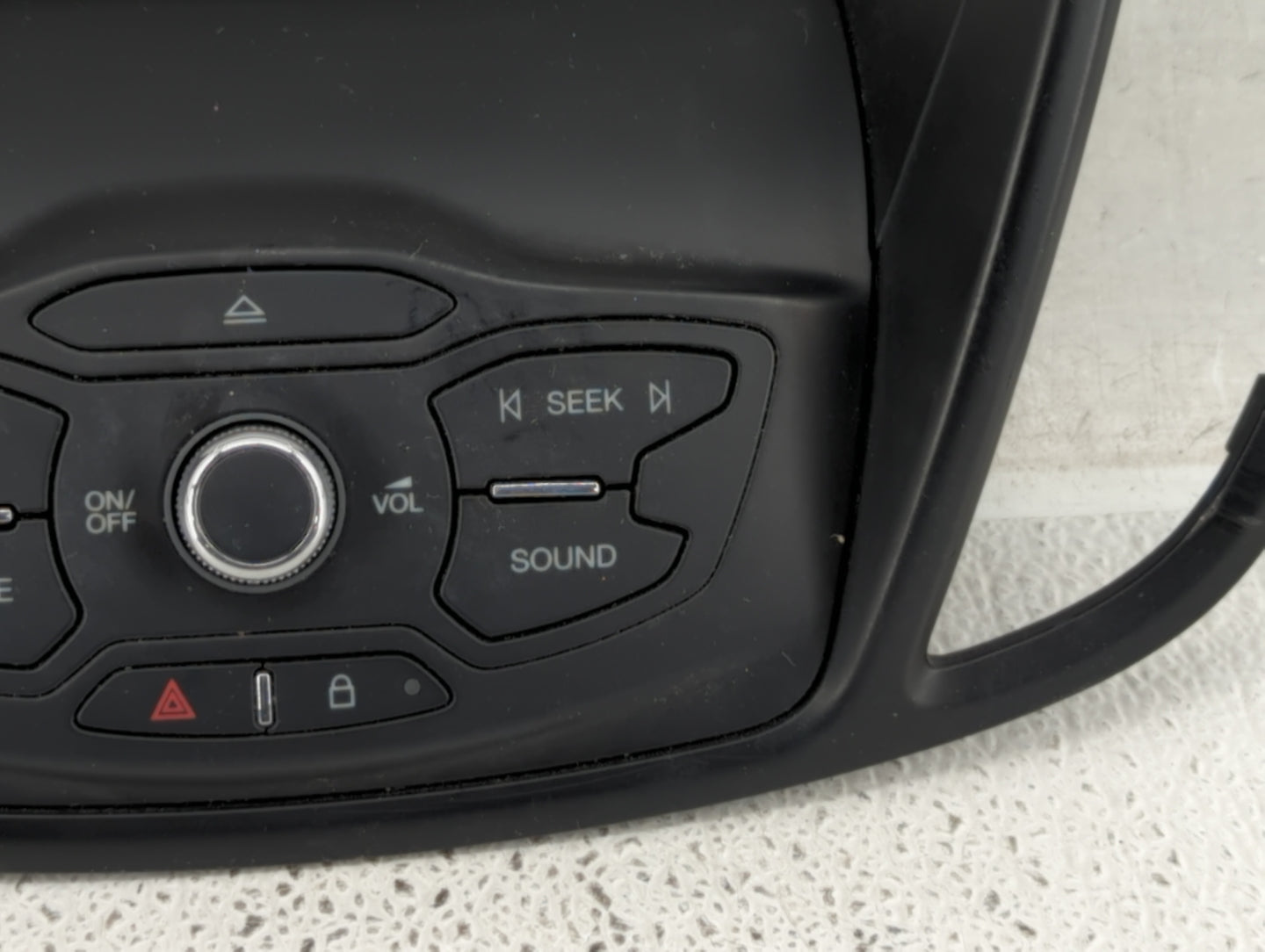 2013-2016 Ford Escape Radio Control Panel - Oemusedautoparts1.com