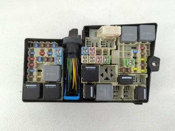 2013-2016 Ford Escape Fusebox Fuse Box Panel Relay Module P/N:AV6T-14A067-AD AV6T-14A142-AB Fits Fits 2013 2014 2015 2016 OEM Used Auto Parts