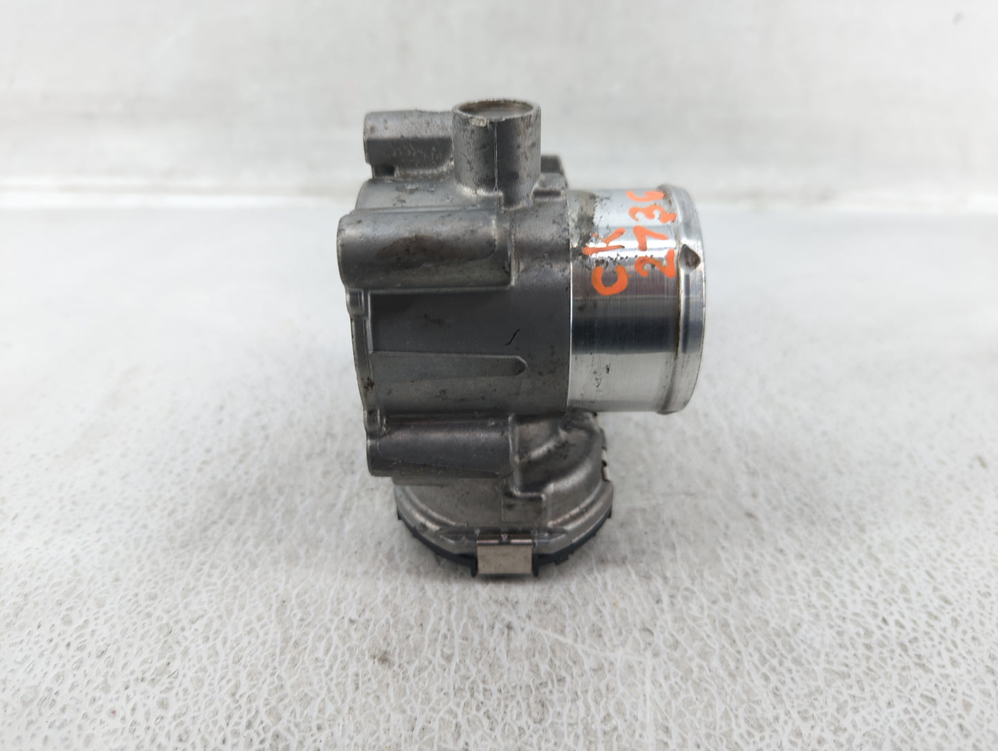 2013-2016 Ford Escape Throttle Body P/N:7S7G-9F991-CA Fits Fits 2013 2014 2015 2016 2017 2018 2019 OEM Used Auto Parts - Oem