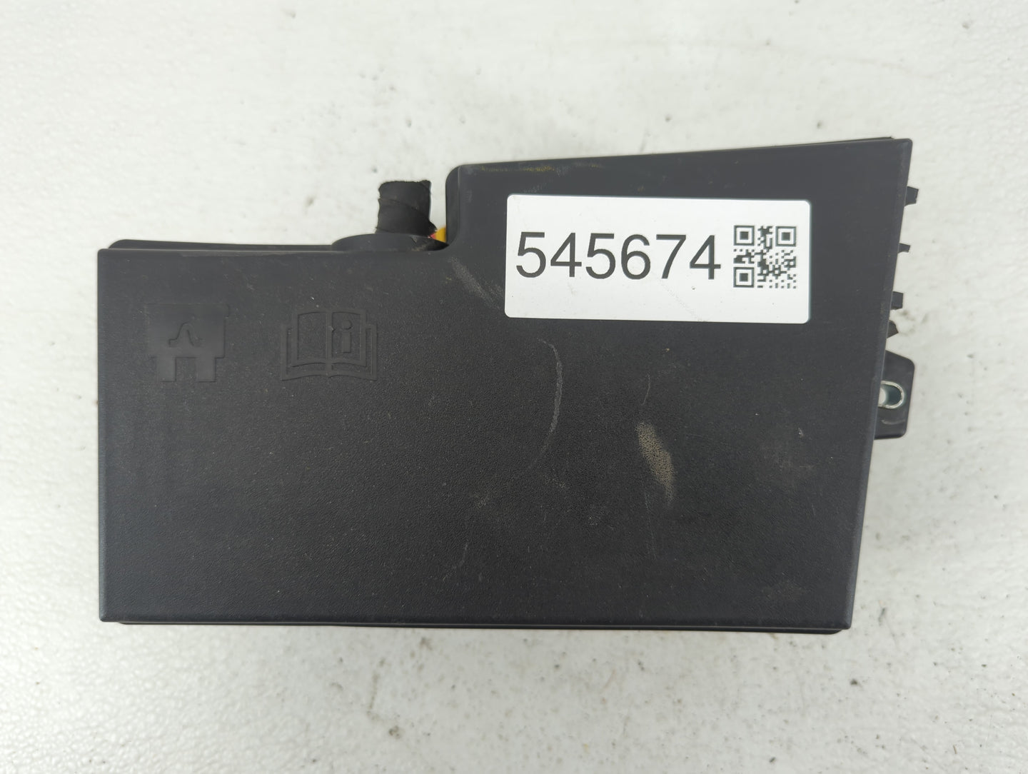 2013-2016 Ford Escape Fusebox Fuse Box Panel Relay Module P/N:AV6T-14A067-AD Fits Fits 2013 2014 2015 2016 OEM Used Auto Par