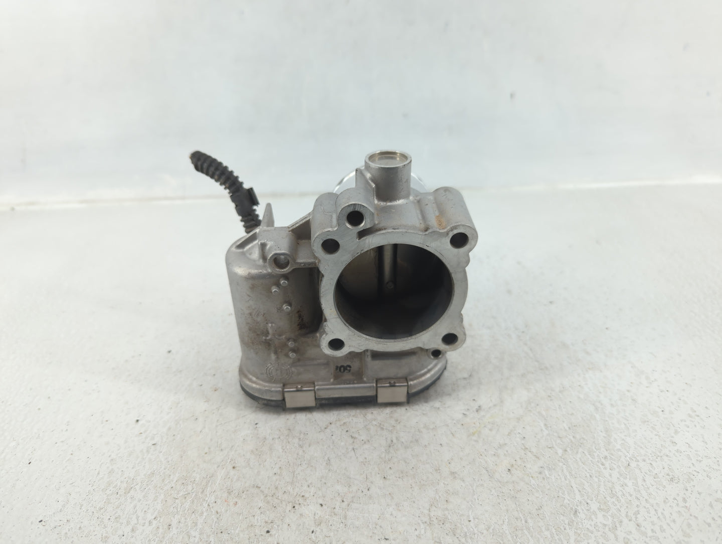 2013-2016 Ford Escape Throttle Body P/N:7S7G-9F991-CA Fits Fits 2013 2014 2015 2016 2017 2018 2019 OEM Used Auto Parts - Oem