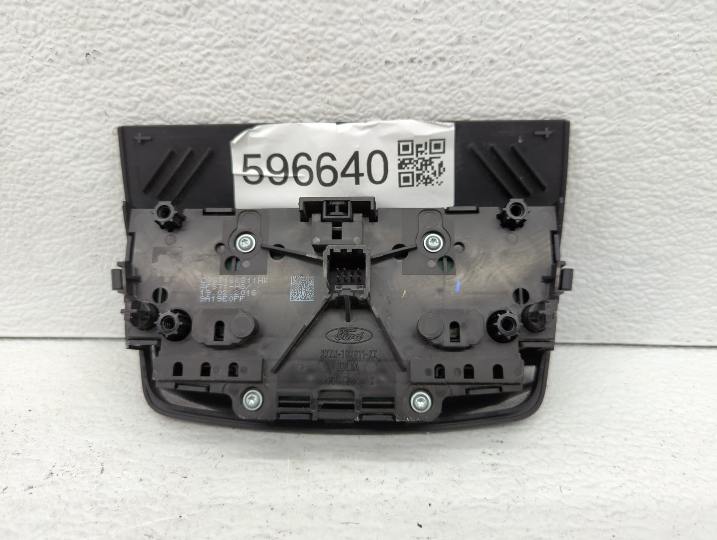 2013-2016 Ford Escape Am Fm Cd Player Radio Receiver - Oemusedautoparts1.com