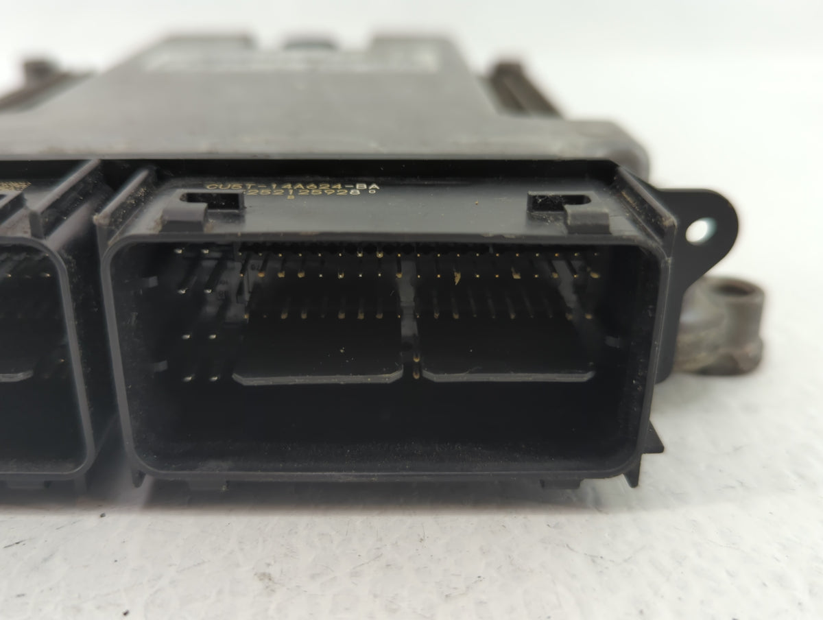 2015-2016 Ford Escape PCM Engine Control Computer ECU ECM PCU OEM P/N:FJ5A-12A650-MA Fits 2015 2016 OEM Used Auto Parts - Oe