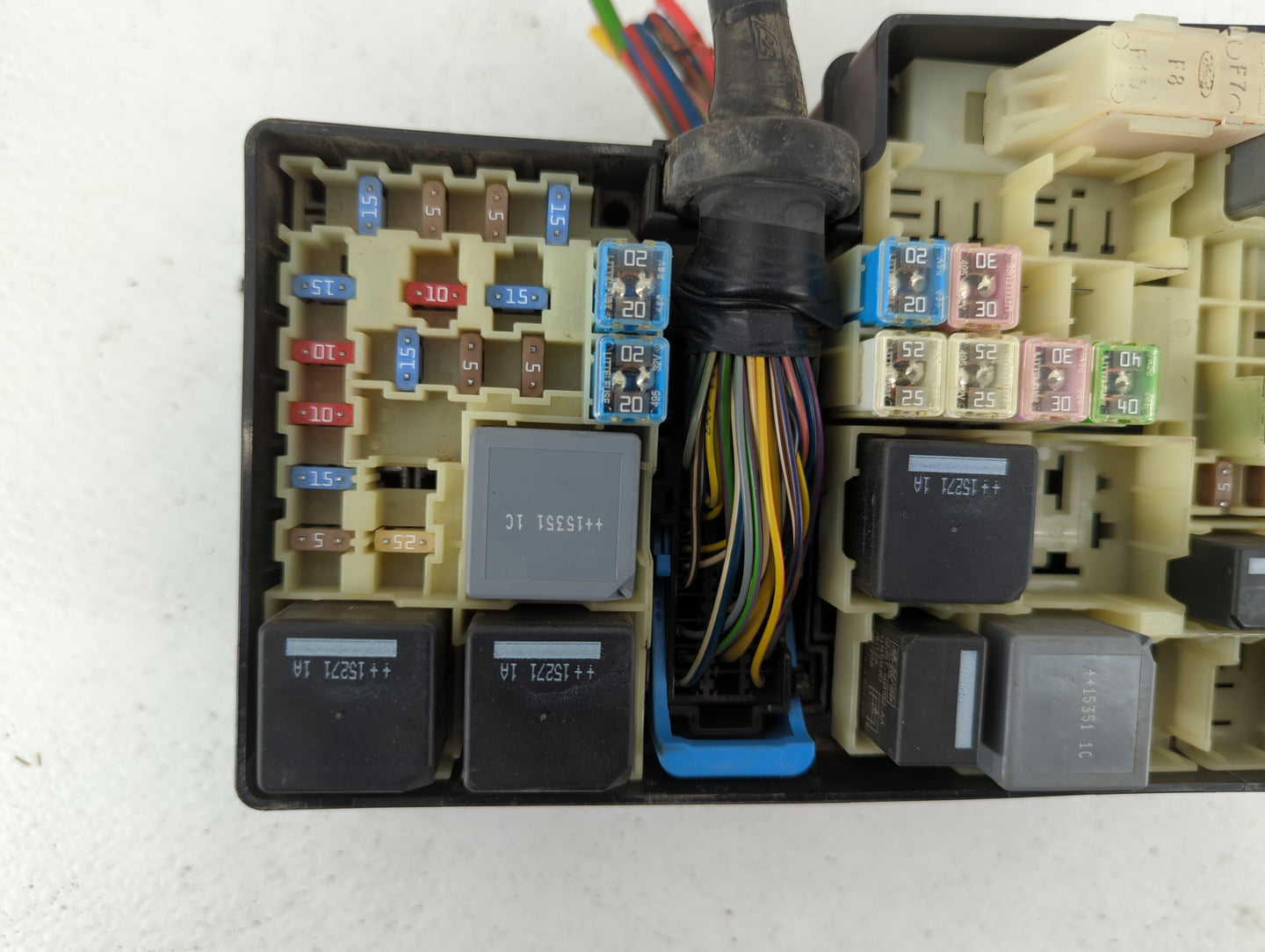 2013-2016 Ford Escape Fusebox Fuse Box Panel Relay Module P/N:AV6T-14A067-AD Fits Fits 2013 2014 2015 2016 OEM Used Auto Par
