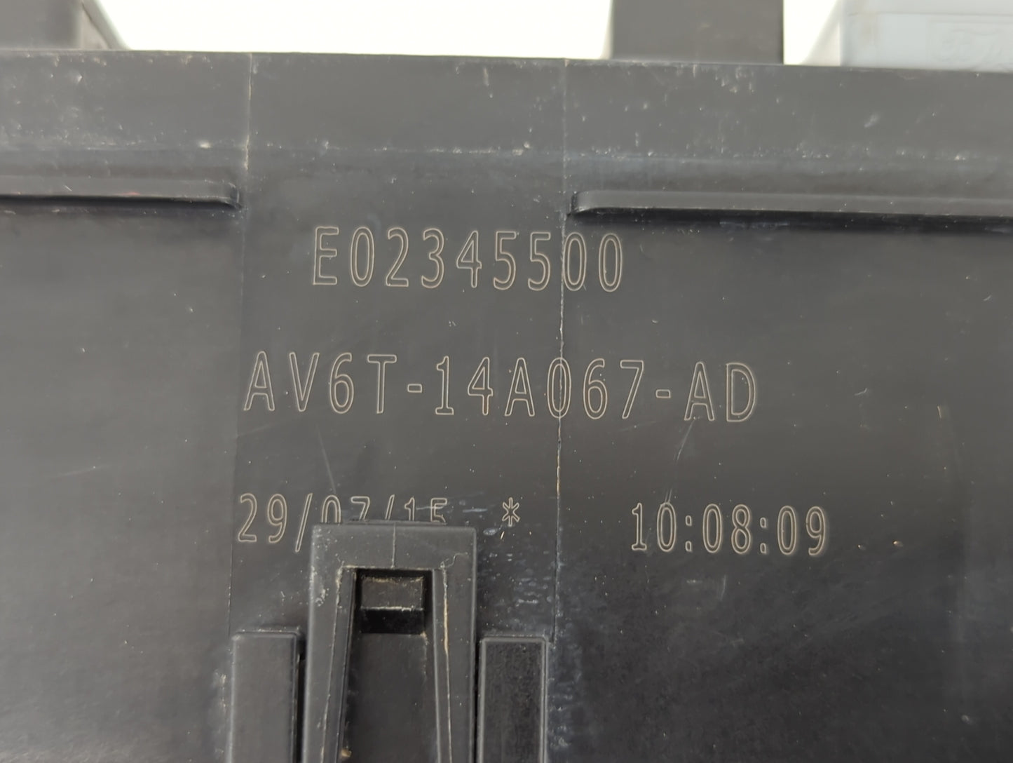 2013-2016 Ford Escape Fusebox Fuse Box Panel Relay Module P/N:AV6T-14A067-AD Fits Fits 2013 2014 2015 2016 OEM Used Auto Par