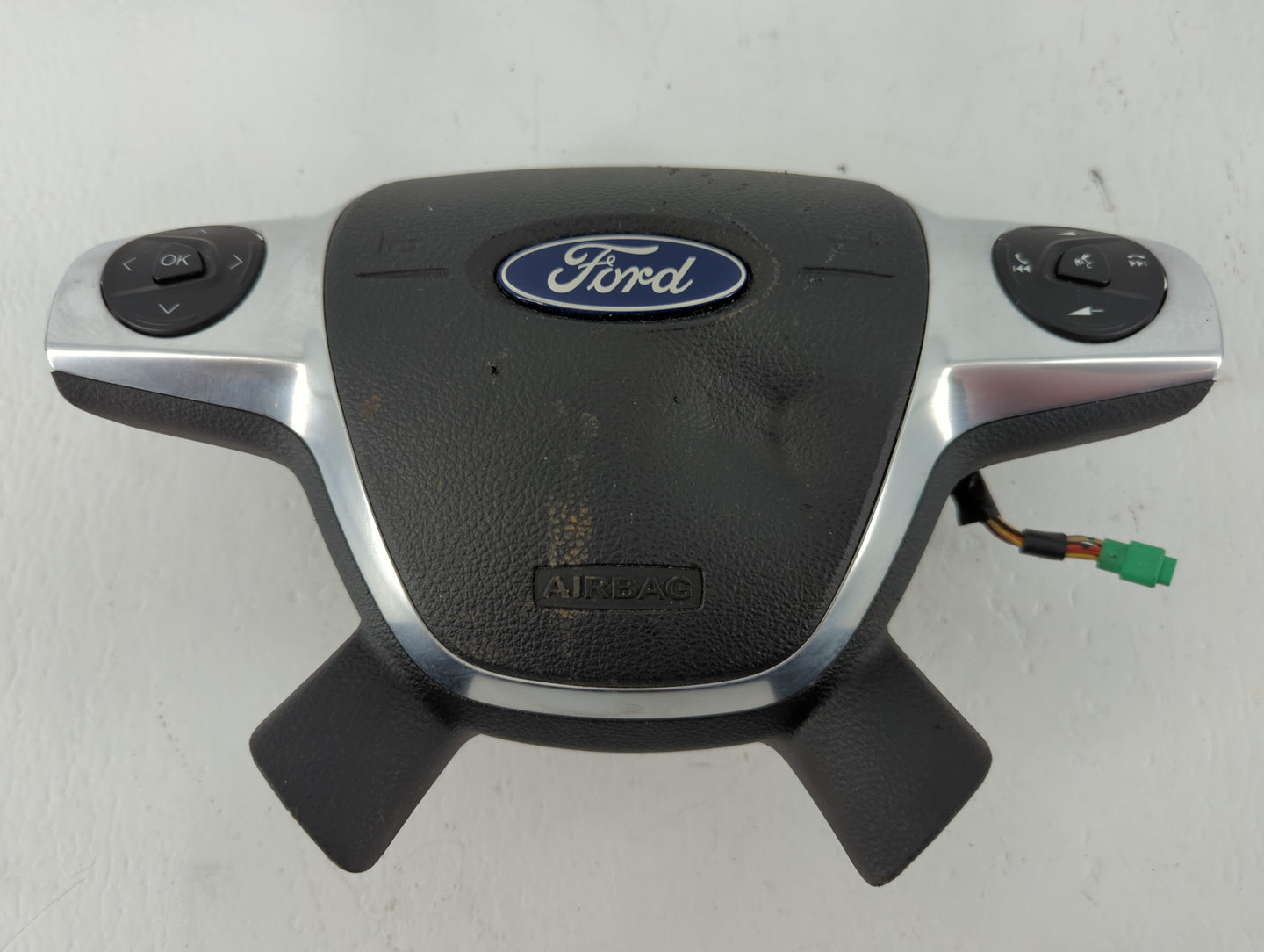 2015-2016 Ford Escape Air Bag Driver Left Steering Wheel Mounted P/N:EJ54 A042B85 BA3 Fits Fits 2015 2016 OEM Used Auto Part