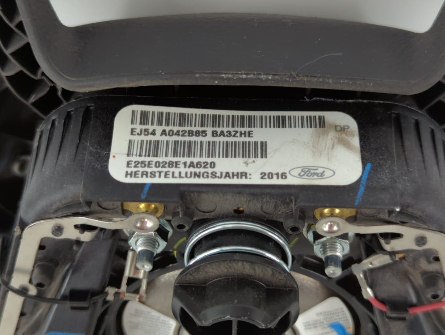 2015-2016 Ford Escape Air Bag Driver Left Steering Wheel Mounted P/N:EJ54 A042B85 BA3 Fits Fits 2015 2016 OEM Used Auto Part