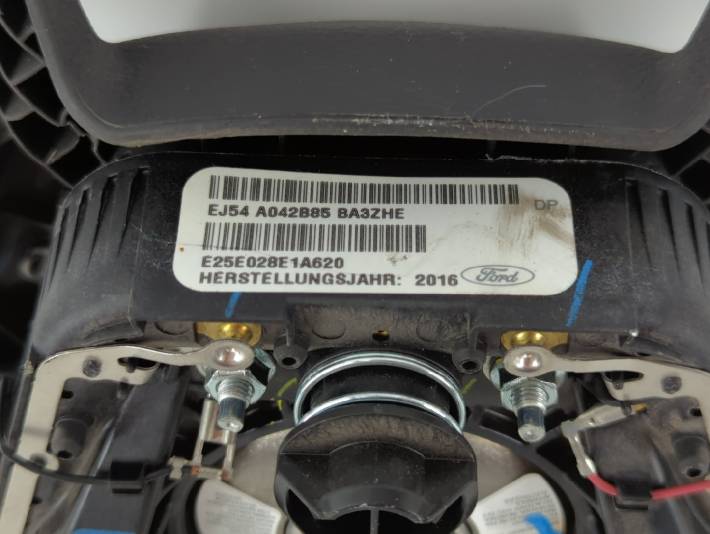 2015-2016 Ford Escape Air Bag Driver Left Steering Wheel Mounted P/N:EJ54 A042B85 BA3 Fits Fits 2015 2016 OEM Used Auto Part