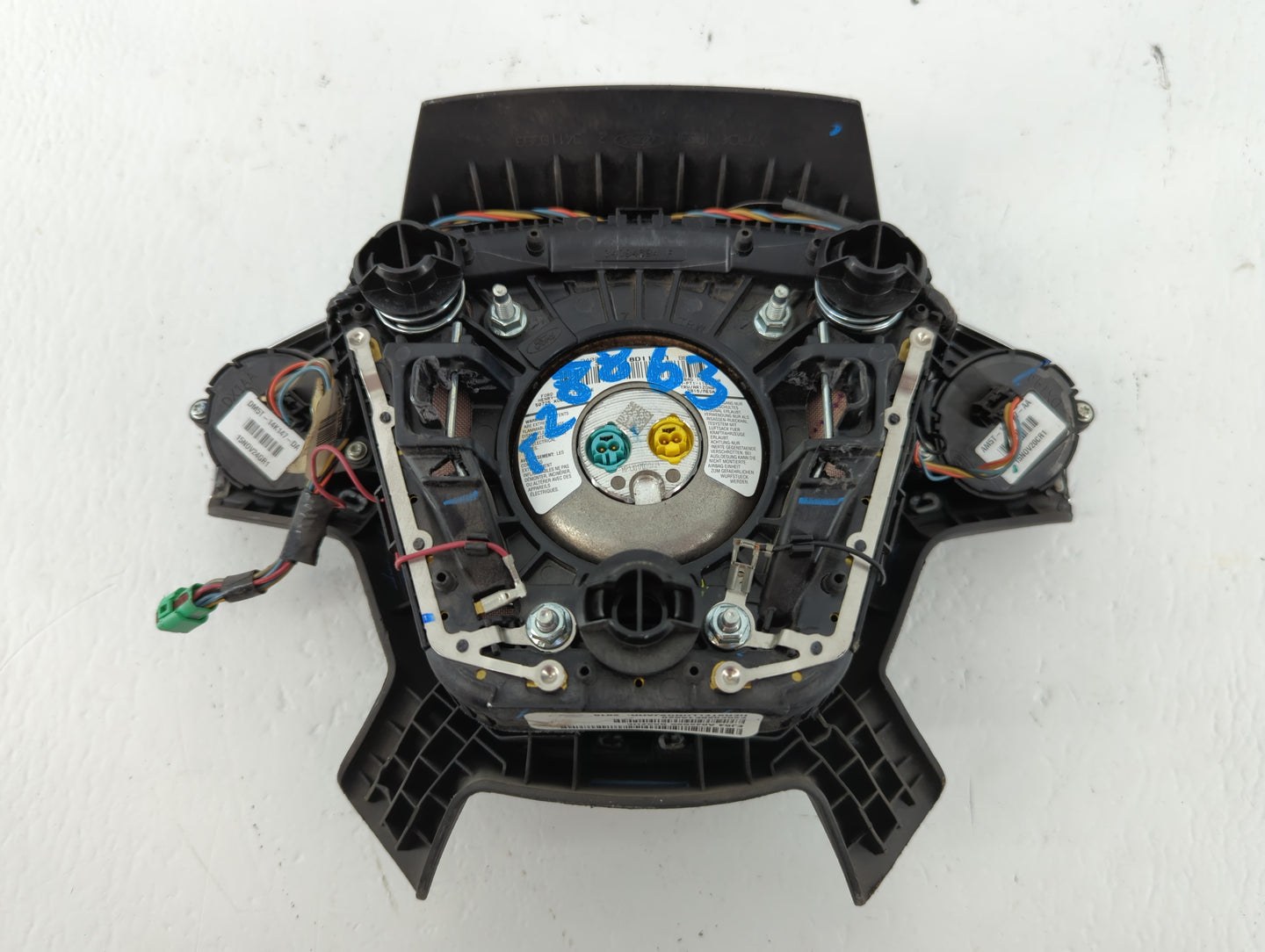 2015-2016 Ford Escape Air Bag Driver Left Steering Wheel Mounted P/N:EJ54 A042B85 BA3 Fits Fits 2015 2016 OEM Used Auto Part