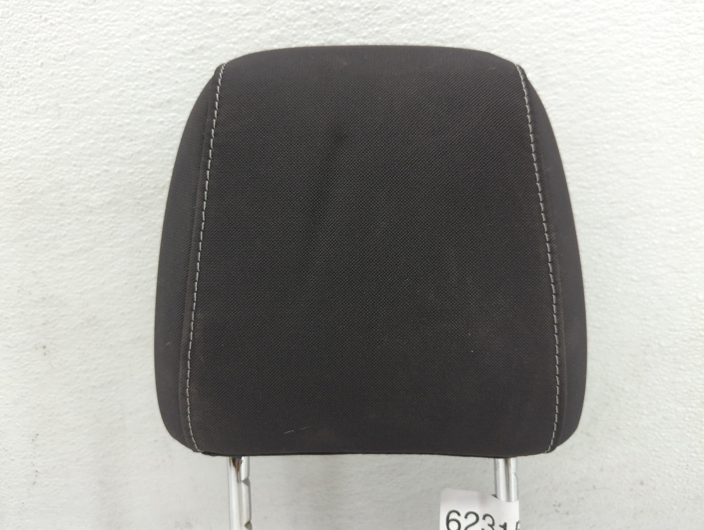 2016 Ford Escape Headrest Head Rest Front Driver Passenger Seat Fits OEM Used Auto Parts - Oemusedautoparts1.com