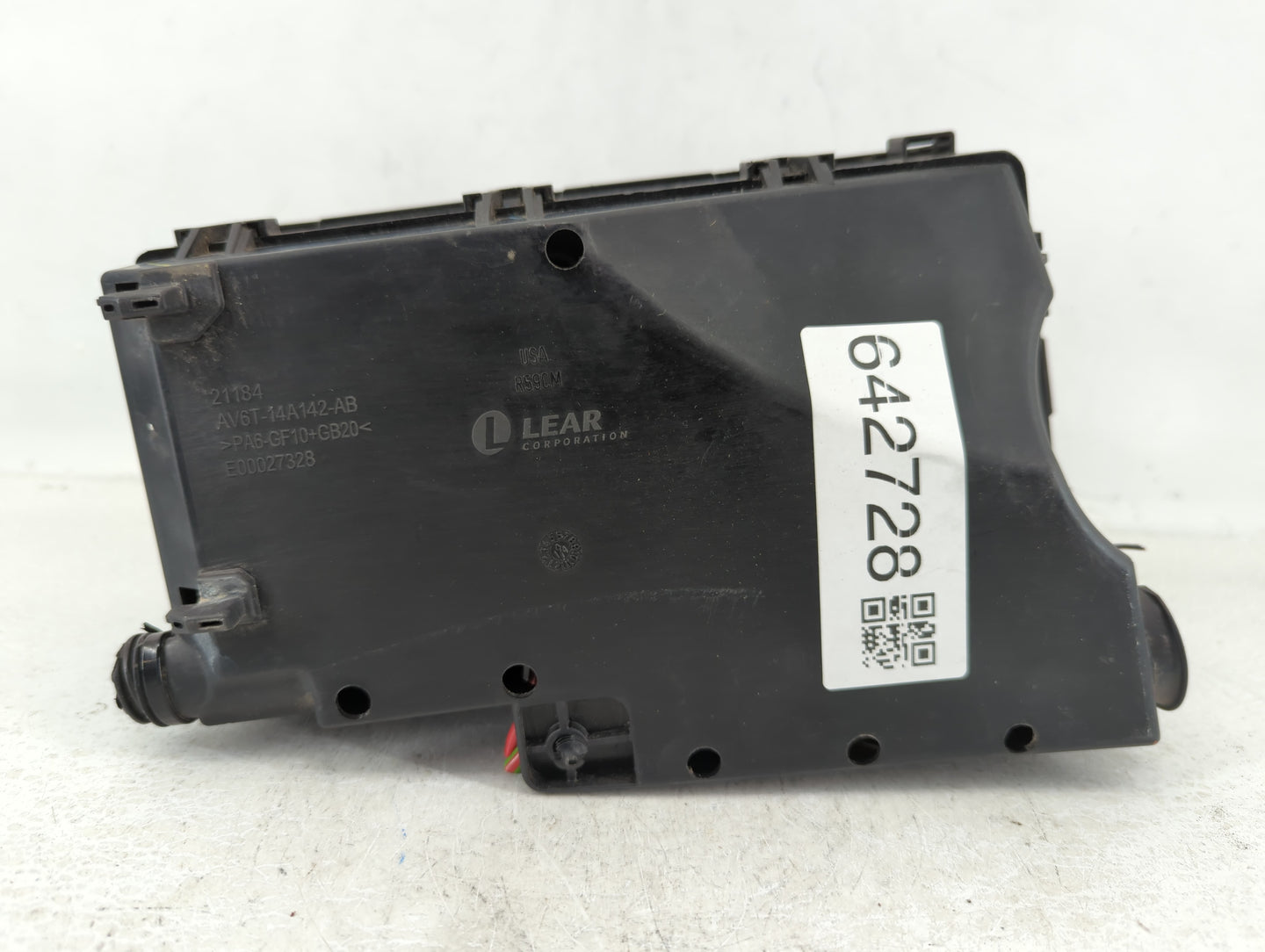 2013-2016 Ford Escape Fusebox Fuse Box Panel Relay Module P/N:E00027328 AV6T-14A142-AD Fits Fits 2013 2014 2015 2016 OEM Use