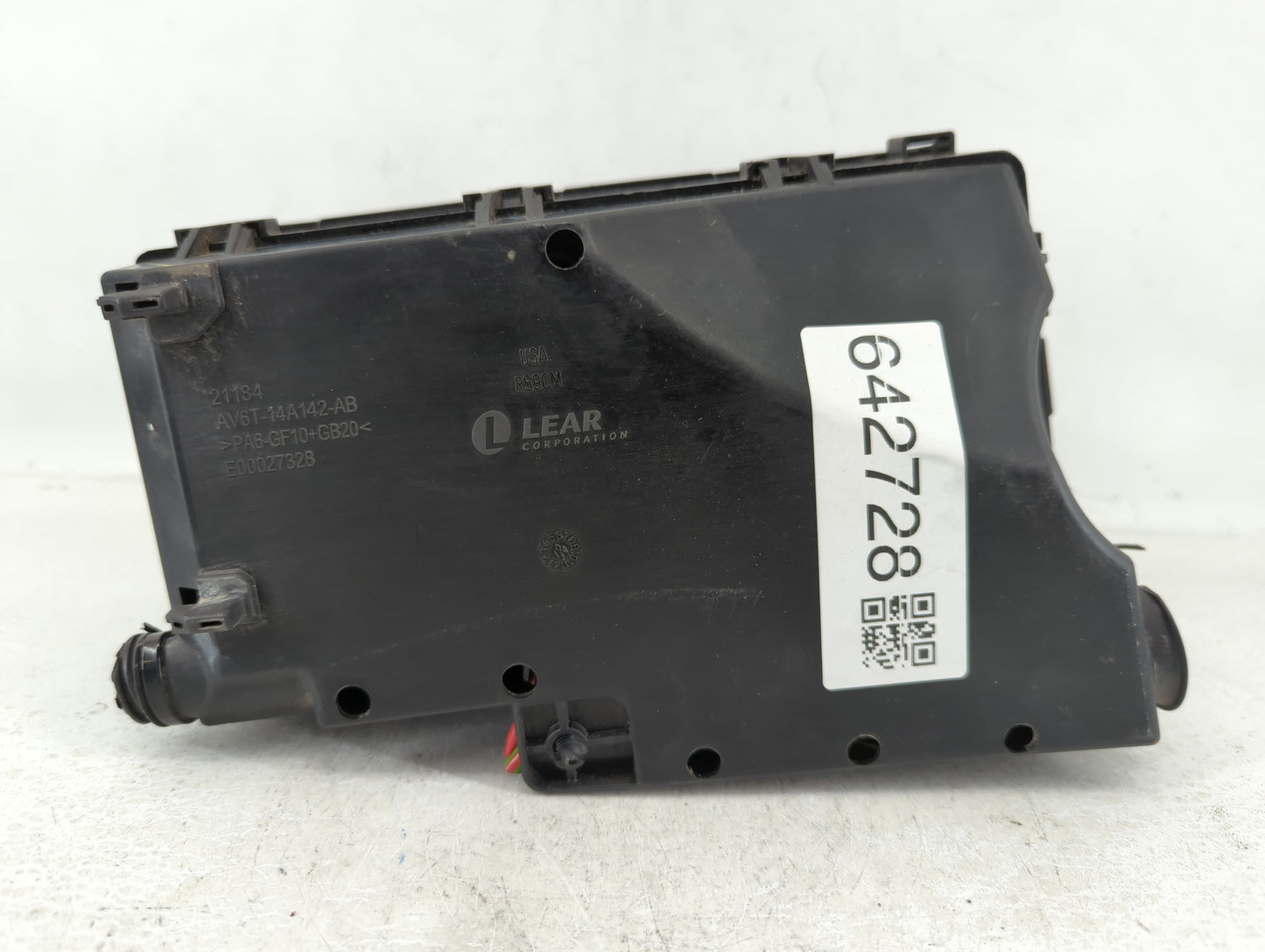 2013-2016 Ford Escape Fusebox Fuse Box Panel Relay Module P/N:E00027328 AV6T-14A142-AD Fits Fits 2013 2014 2015 2016 OEM Use