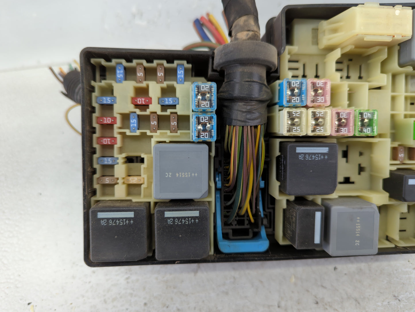 2013-2016 Ford Escape Fusebox Fuse Box Panel Relay Module P/N:AV6T-14A067-AD Fits Fits 2013 2014 2015 2016 OEM Used Auto Par