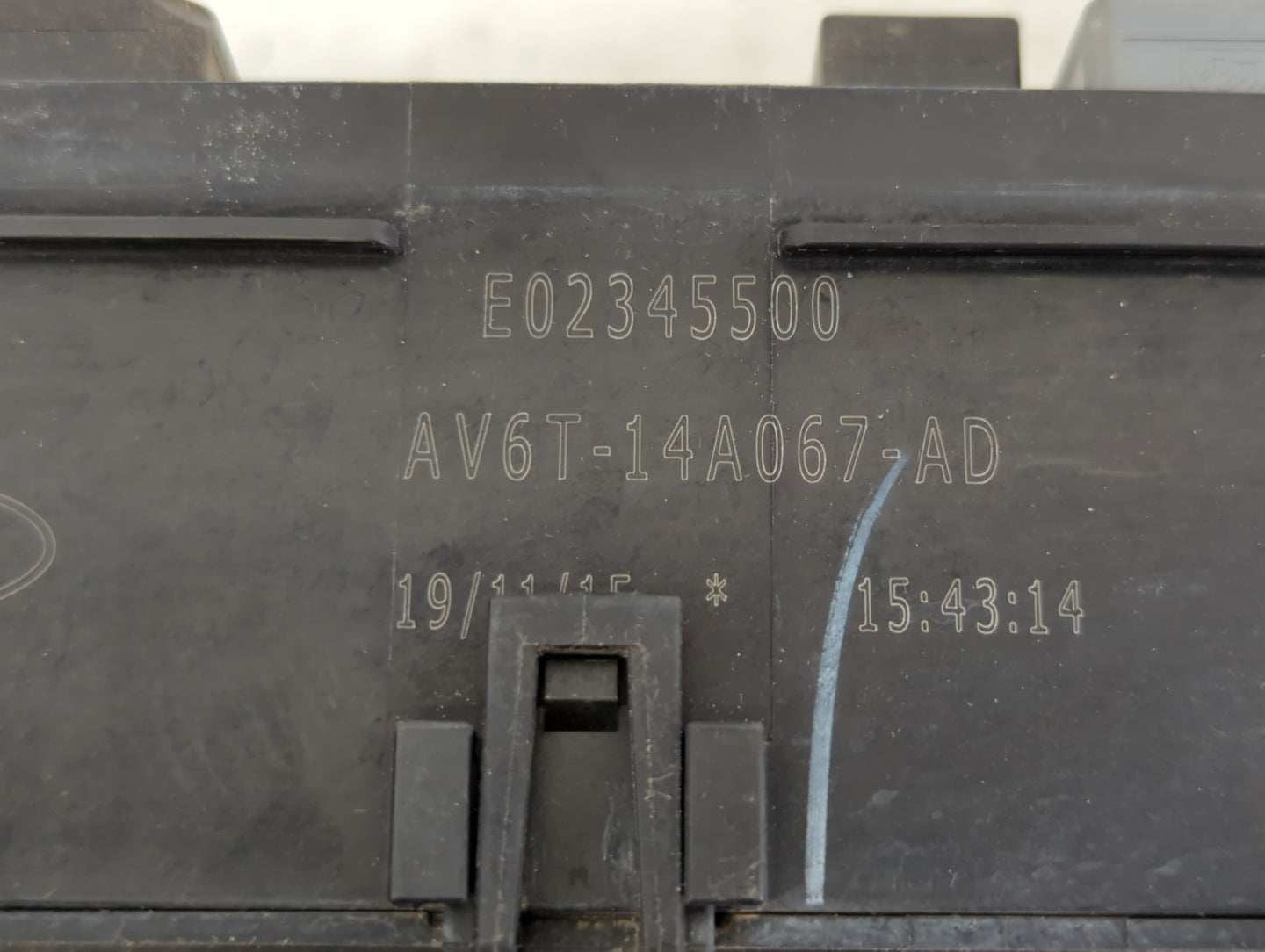 2013-2016 Ford Escape Fusebox Fuse Box Panel Relay Module P/N:AV6T-14A067-AD Fits Fits 2013 2014 2015 2016 OEM Used Auto Par