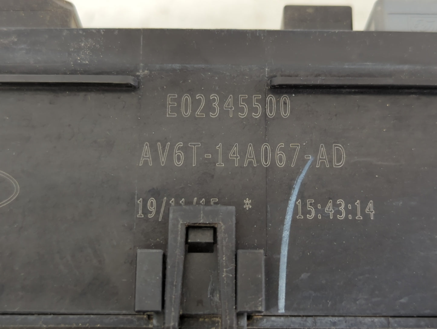 2013-2016 Ford Escape Fusebox Fuse Box Panel Relay Module P/N:AV6T-14A067-AD Fits Fits 2013 2014 2015 2016 OEM Used Auto Par