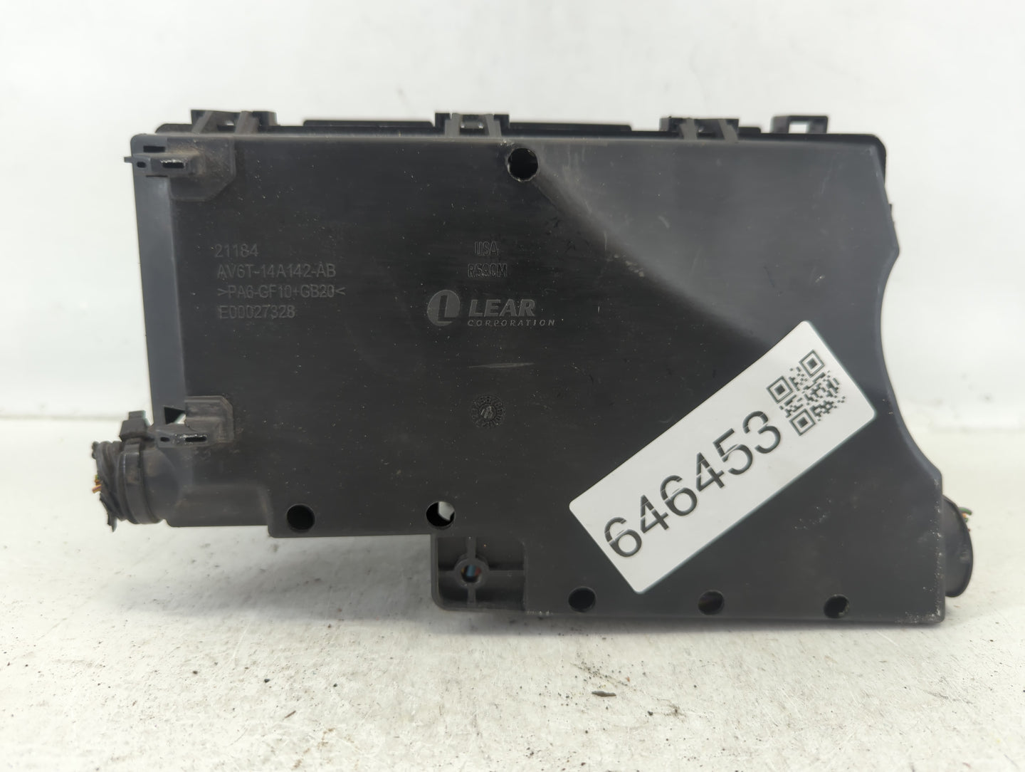2013-2016 Ford Escape Fusebox Fuse Box Panel Relay Module P/N:AV6T-14A067-AD Fits Fits 2013 2014 2015 2016 OEM Used Auto Par