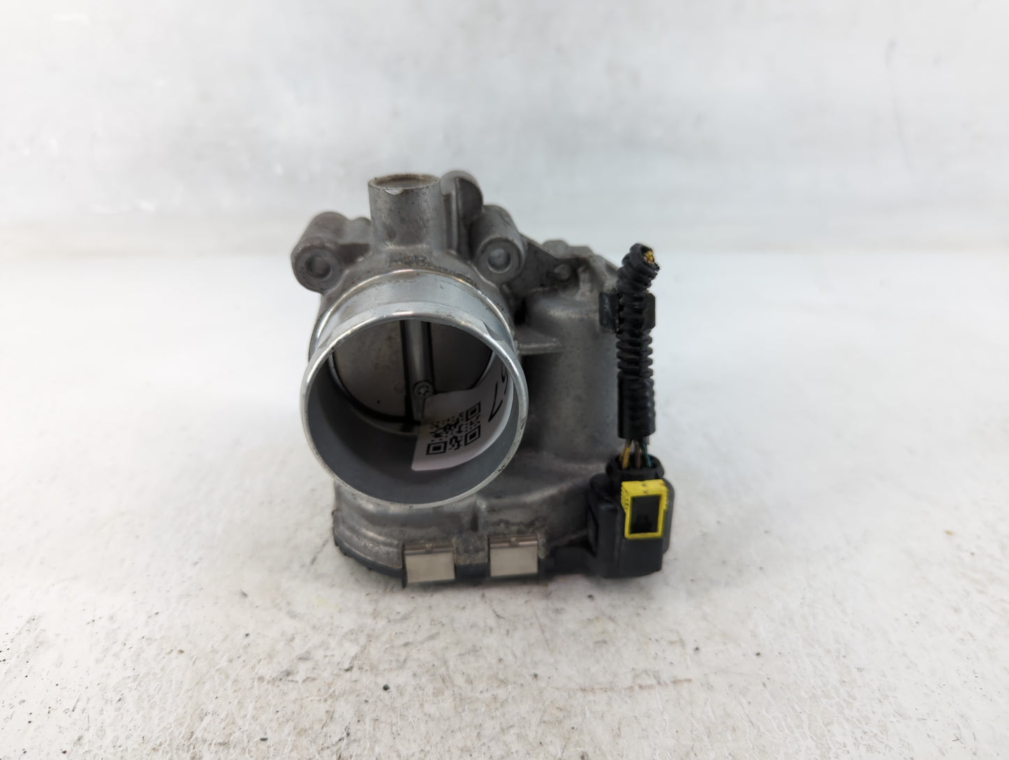 2013-2016 Ford Escape Throttle Body P/N:7S7G-9F991-CA Fits Fits 2013 2014 2015 2016 2017 2018 2019 OEM Used Auto Parts - Oem