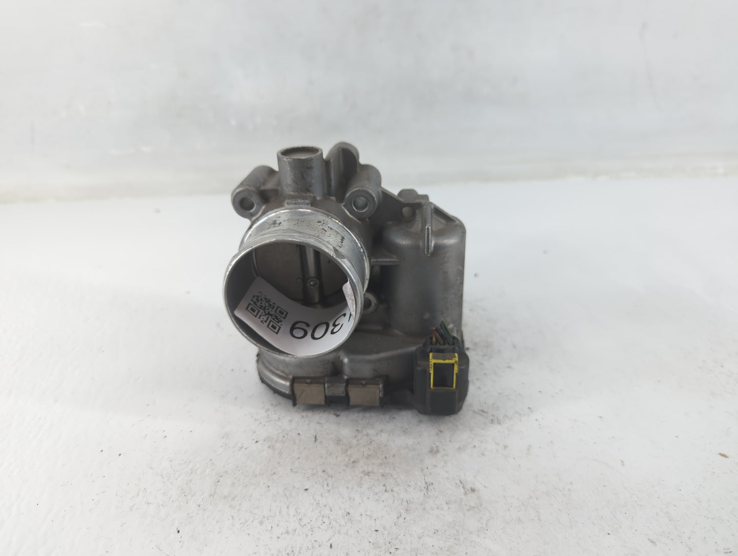 2013-2016 Ford Escape Throttle Body P/N:7S7G-9F991-CA Fits Fits 2013 2014 2015 2016 2017 2018 2019 OEM Used Auto Parts - Oem